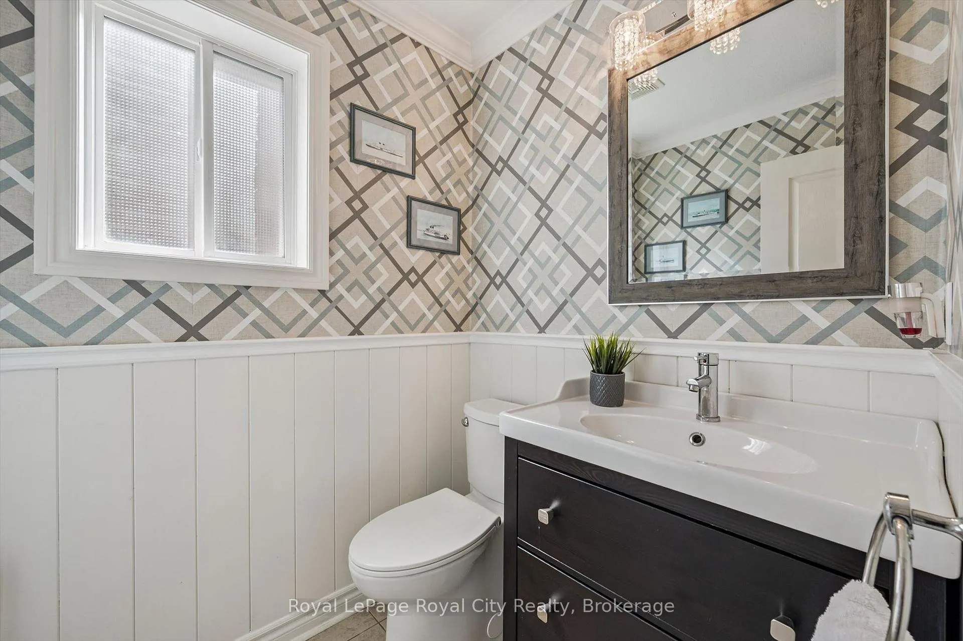 Photo 8 of 110 Baxter Drive, Guelph, Pineridge/Westminster Woods — HOMEH