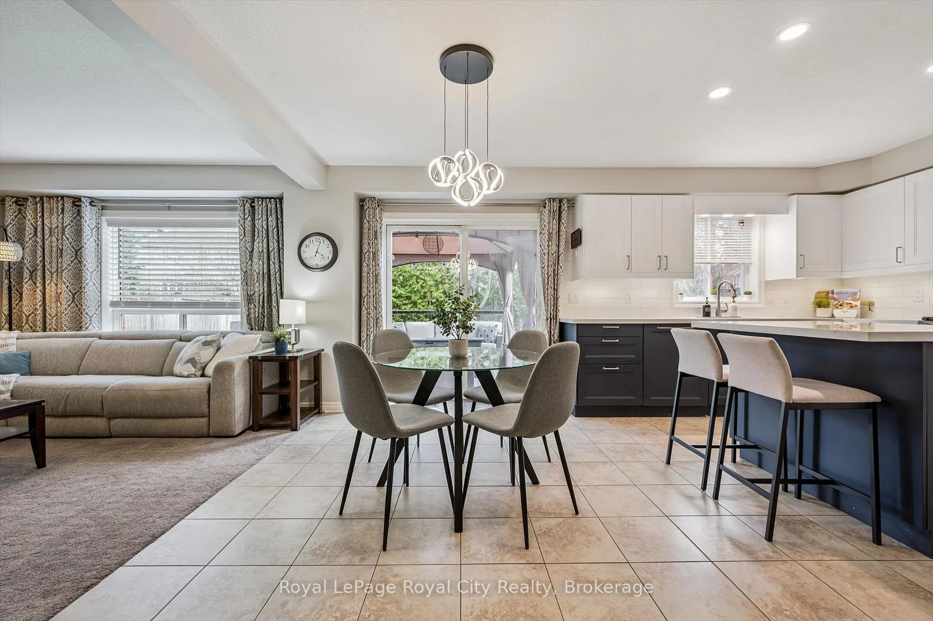 Photo 13 of 110 Baxter Drive, Guelph, Pineridge/Westminster Woods — HOMEH
