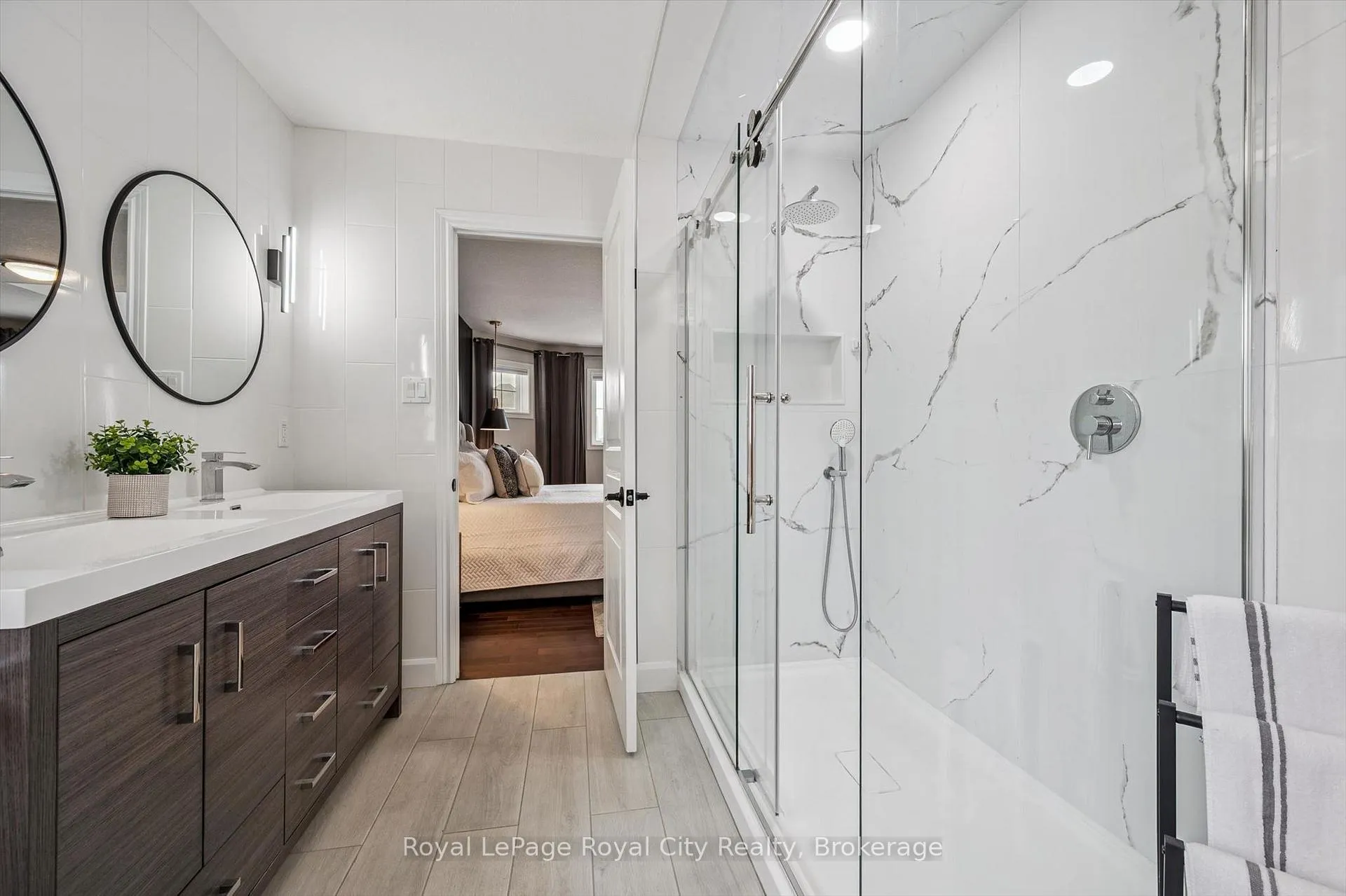 Photo 24 of 110 Baxter Drive, Guelph, Pineridge/Westminster Woods — HOMEH