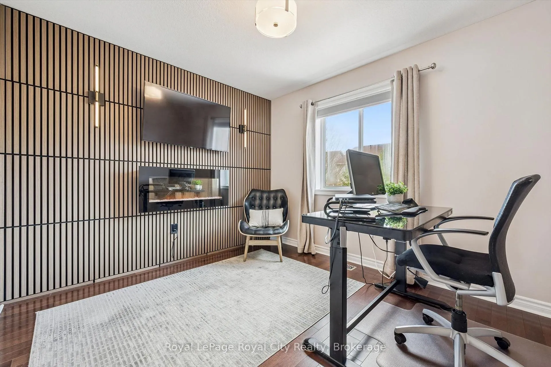 Photo 25 of 110 Baxter Drive, Guelph, Pineridge/Westminster Woods — HOMEH