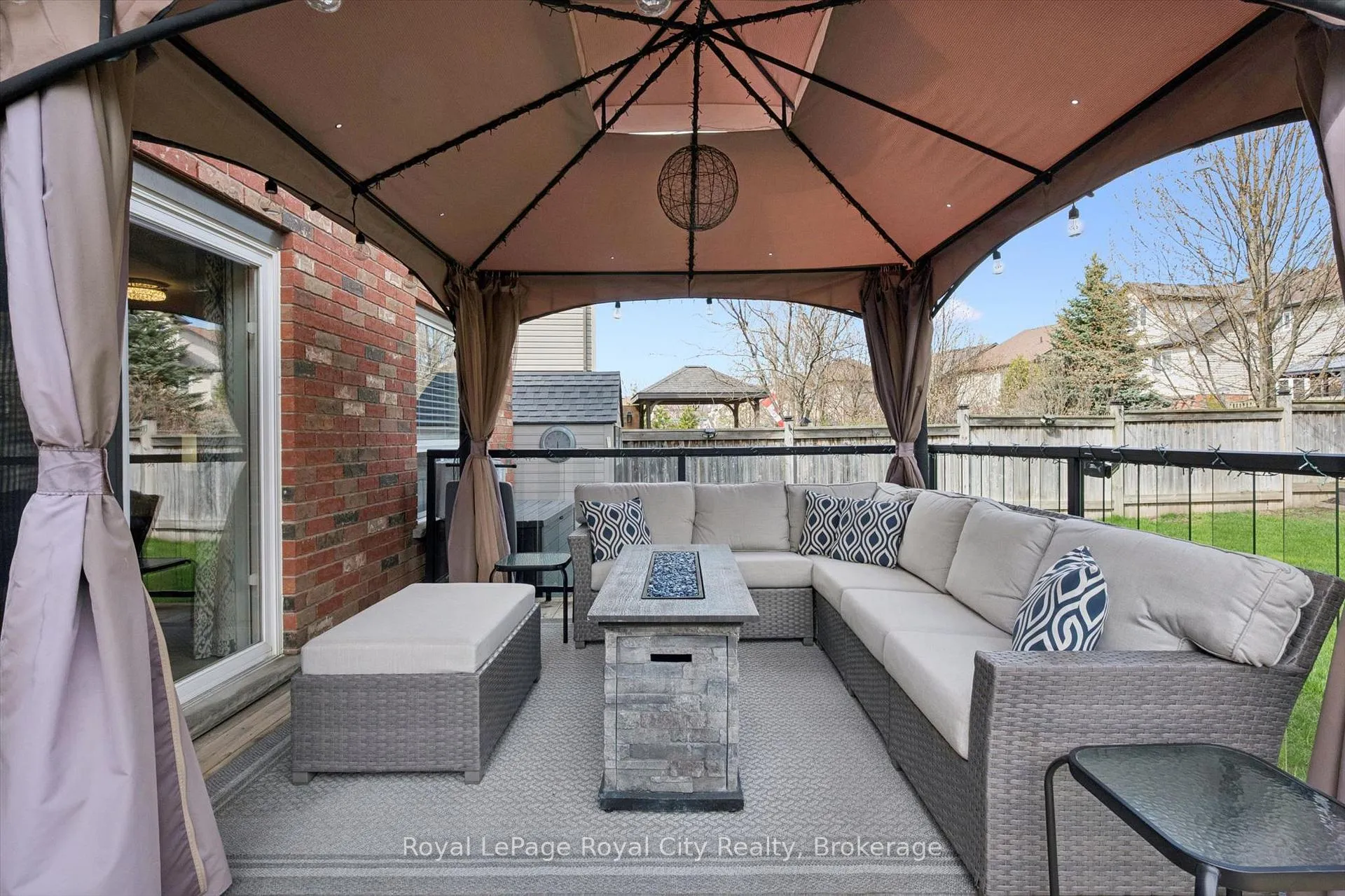 Photo 38 of 110 Baxter Drive, Guelph, Pineridge/Westminster Woods — HOMEH