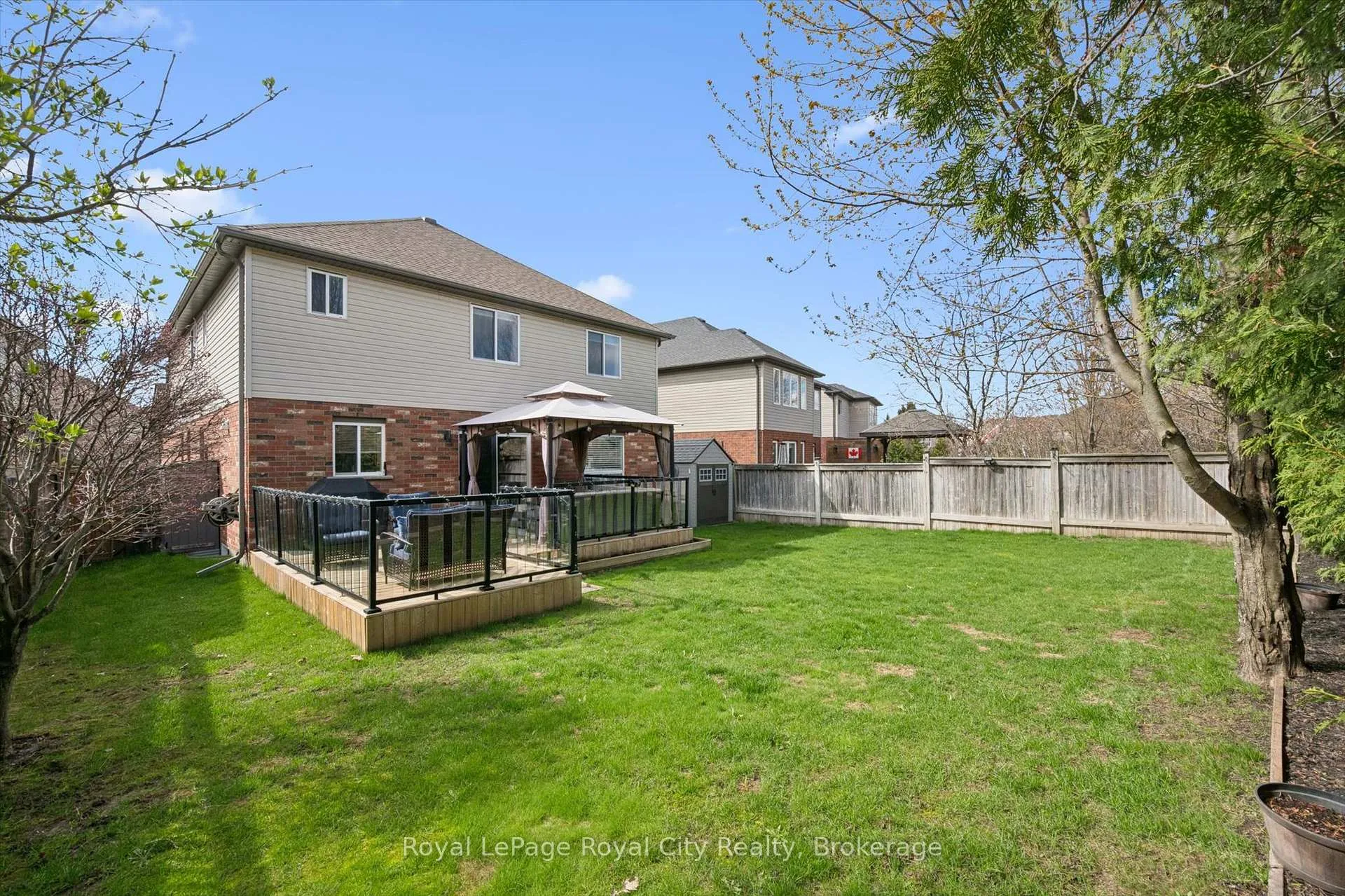 Photo 45 of 110 Baxter Drive, Guelph, Pineridge/Westminster Woods — HOMEH