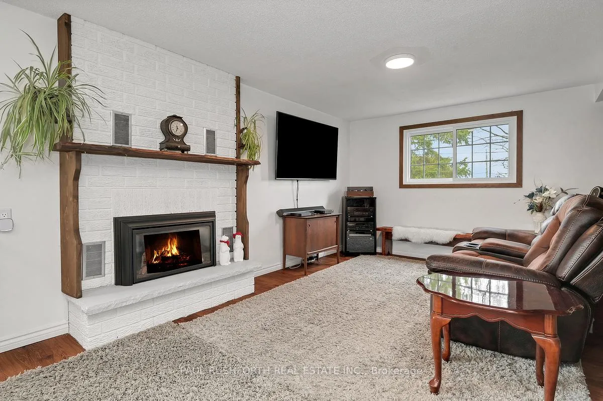Photo 16 of 250 Poole Street, McNab/Braeside, Mcnab/Braeside Twps — HOMEH