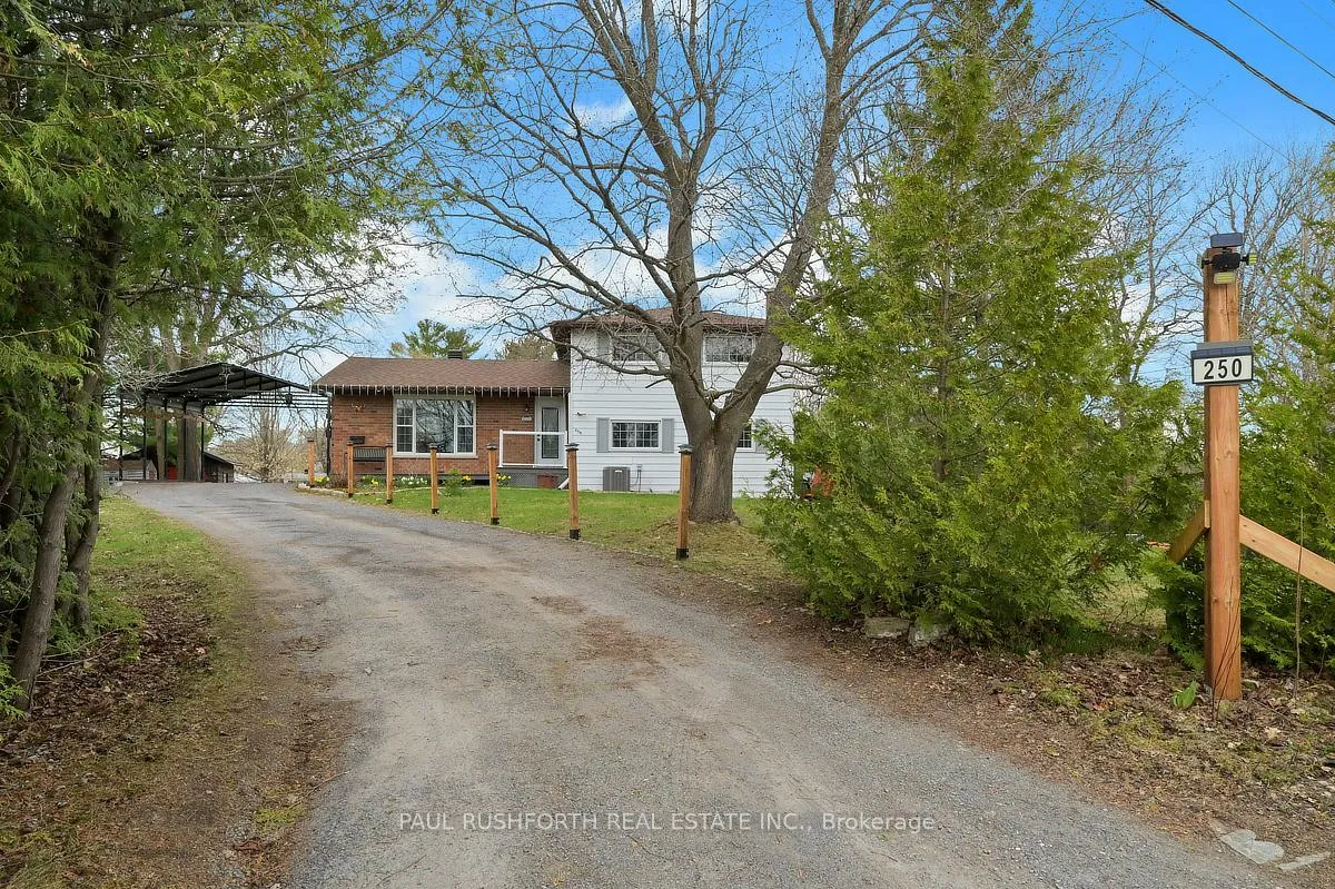 Photo 34 of 250 Poole Street, McNab/Braeside, Mcnab/Braeside Twps — HOMEH