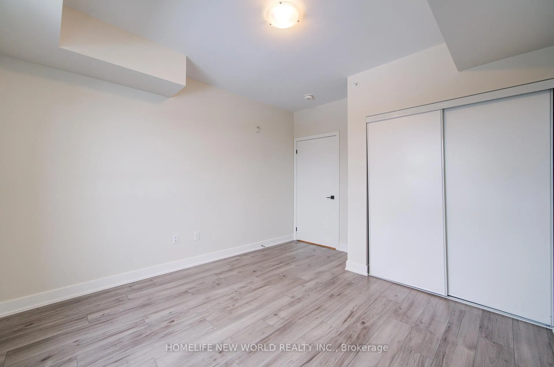 Photo 19 of Unit 603, 5 Chef Lane, Barrie, Rural Barrie Southeast — HOMEH