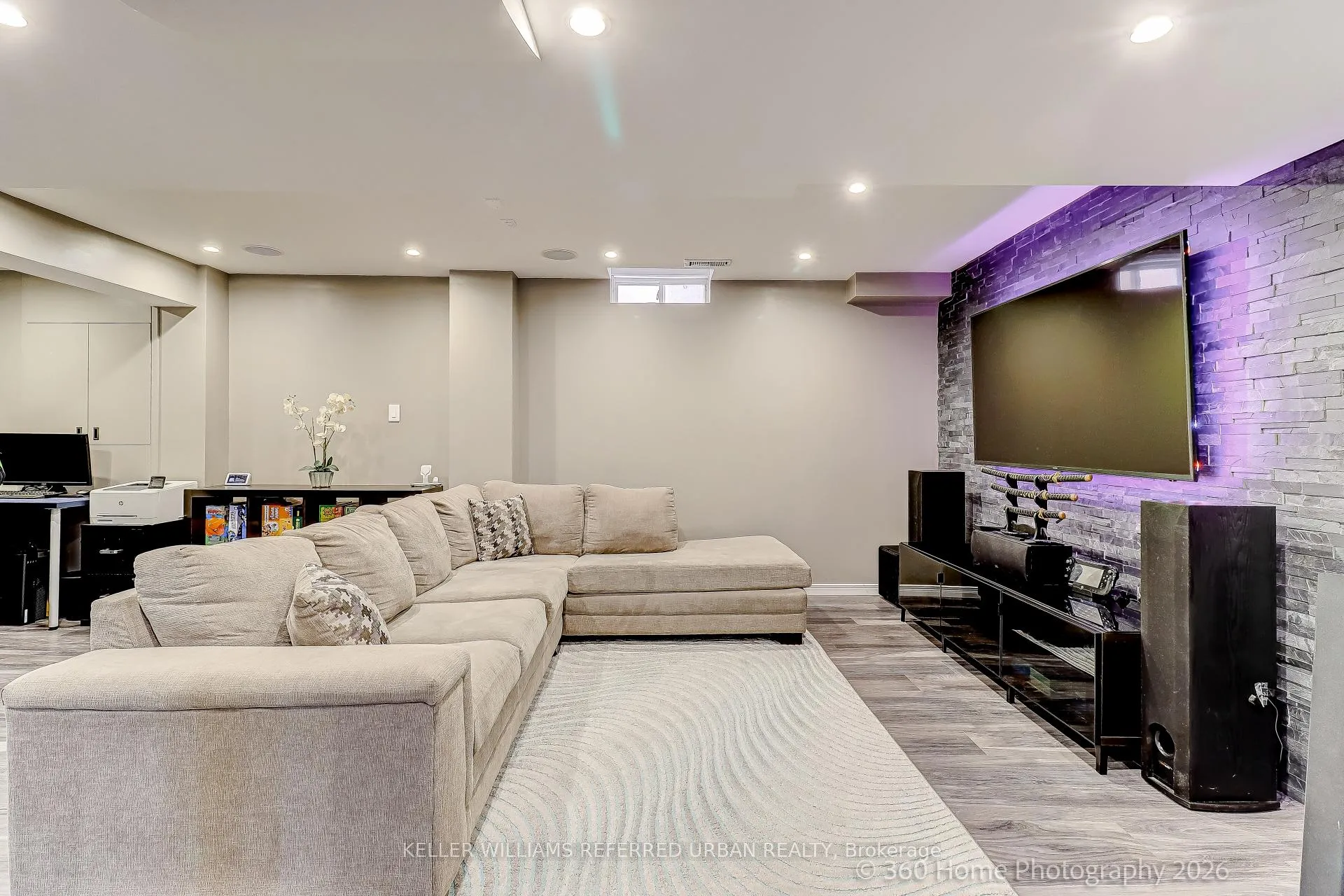 Photo 28 of 4 Woodvalley Drive, Brampton, Fletcher's Meadow — HOMEH