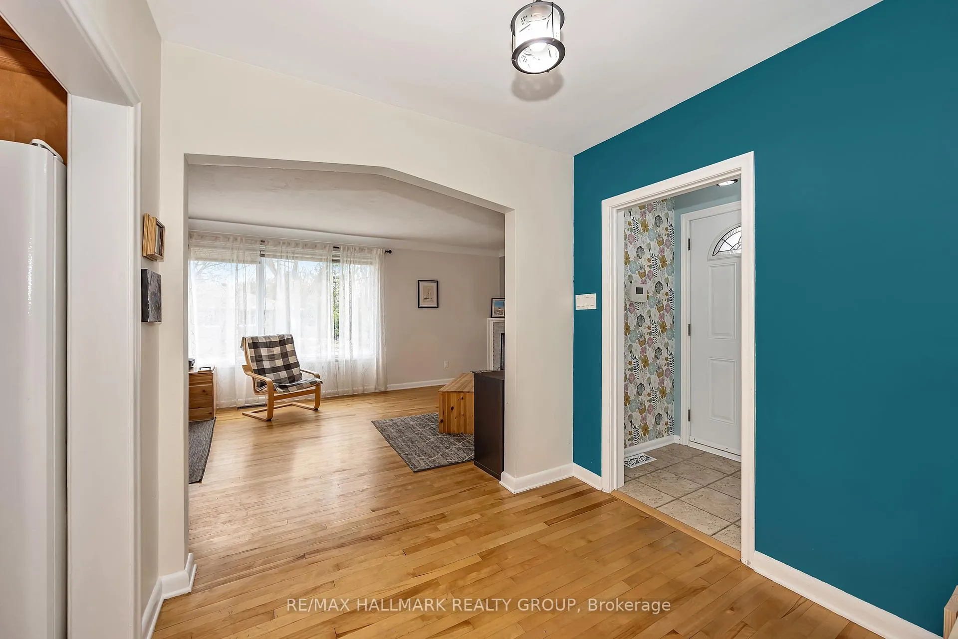 Photo 6 of 735 Chapman Boulevard, Ottawa, Elmvale Acres — HOMEH
