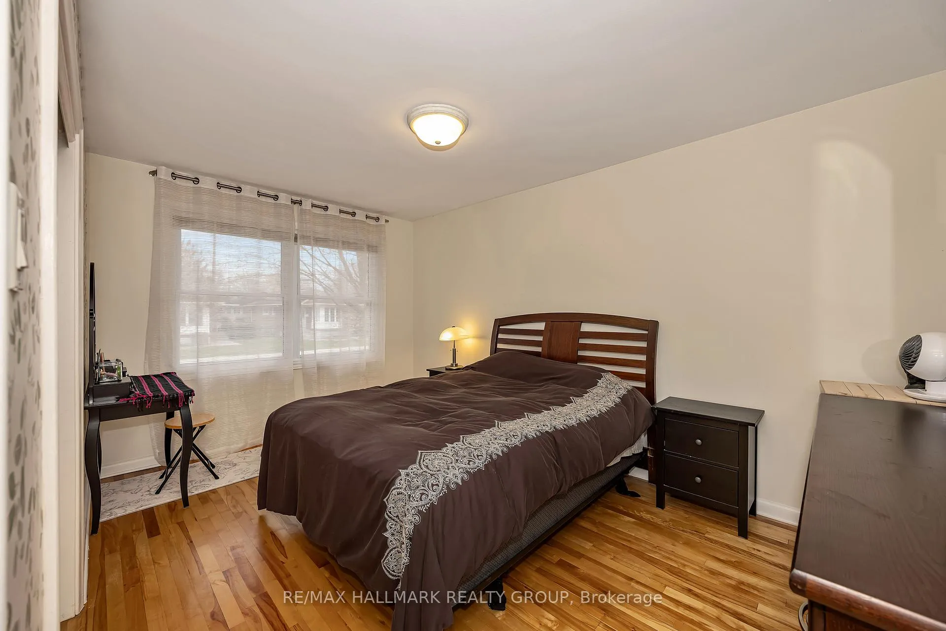 Photo 18 of 735 Chapman Boulevard, Ottawa, Elmvale Acres — HOMEH
