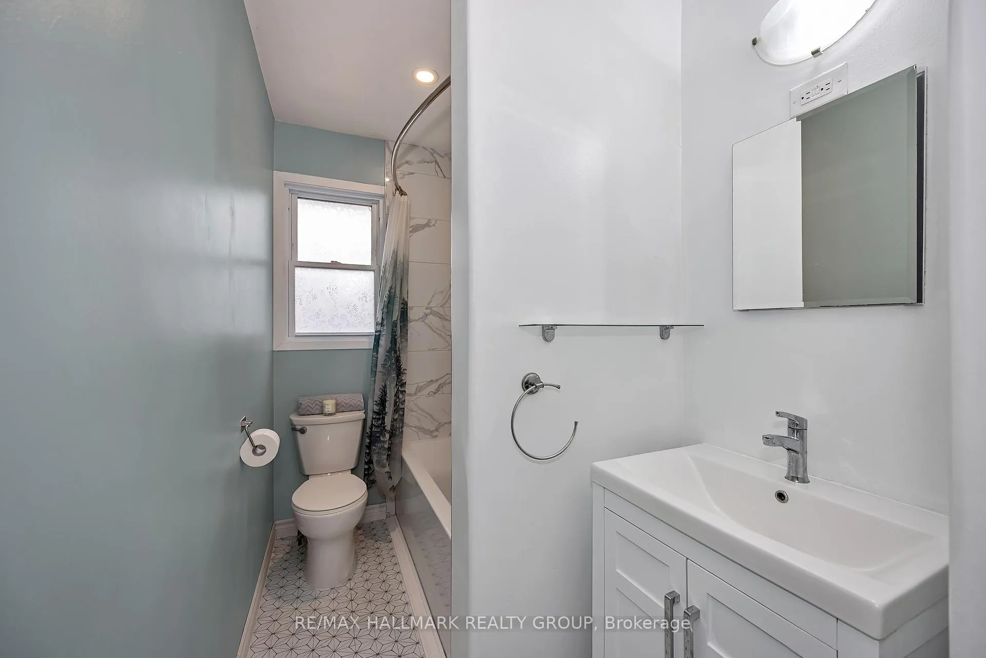 Photo 24 of 735 Chapman Boulevard, Ottawa, Elmvale Acres — HOMEH