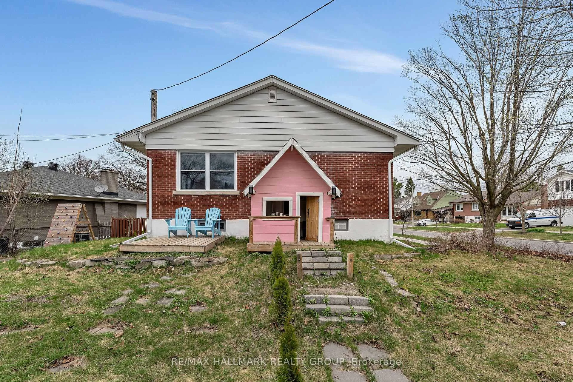 Photo 36 of 735 Chapman Boulevard, Ottawa, Elmvale Acres — HOMEH