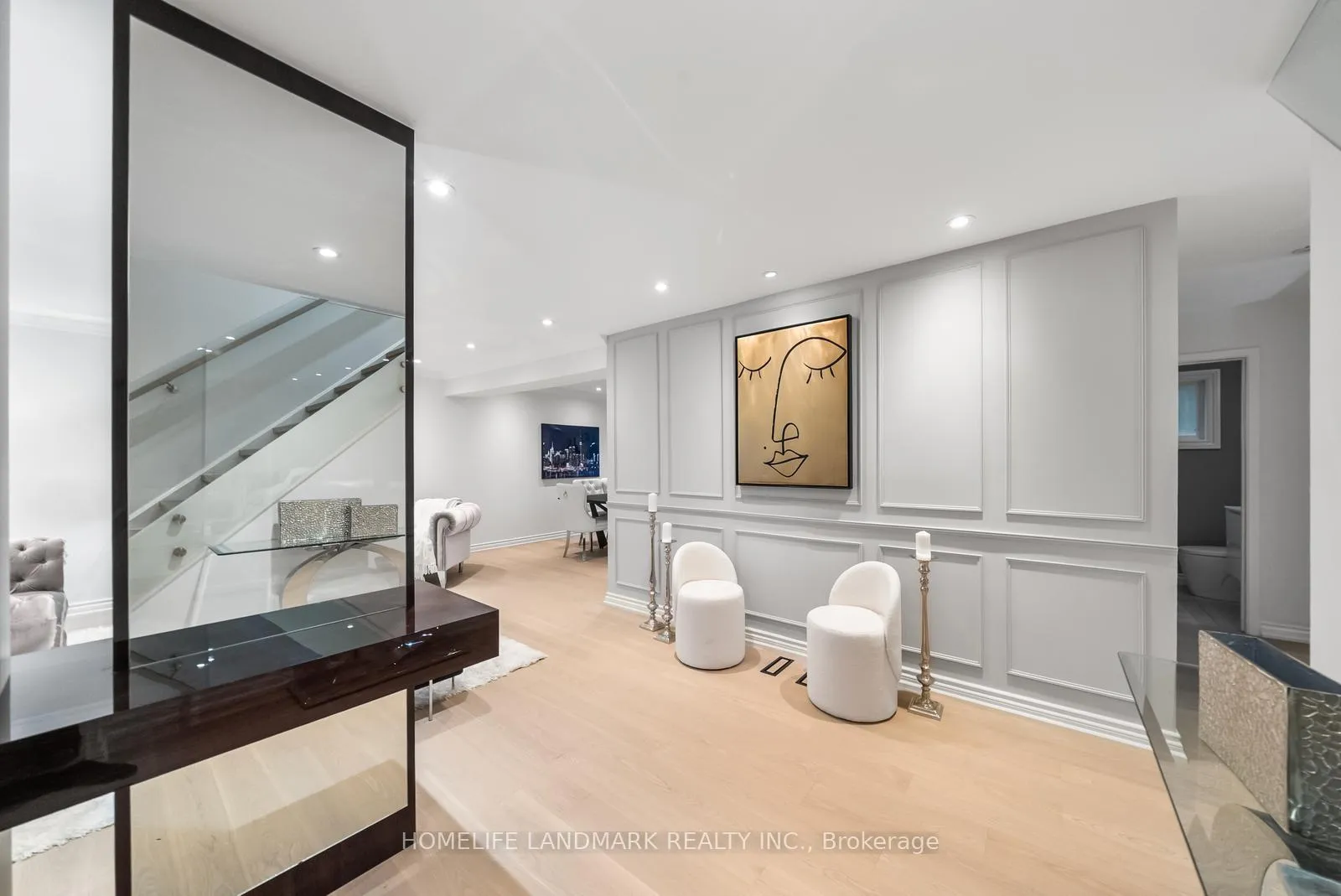 Photo 6 of 11 Jondan Crescent, Markham, Royal Orchard — HOMEH