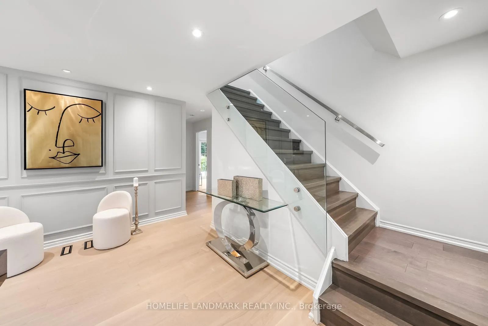 Photo 7 of 11 Jondan Crescent, Markham, Royal Orchard — HOMEH
