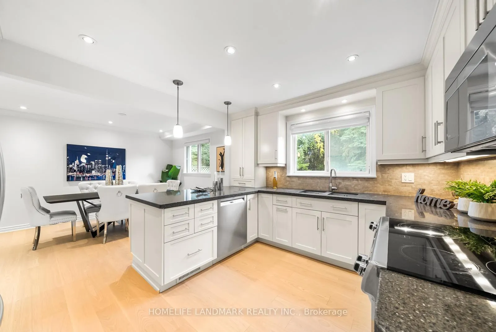Photo 18 of 11 Jondan Crescent, Markham, Royal Orchard — HOMEH