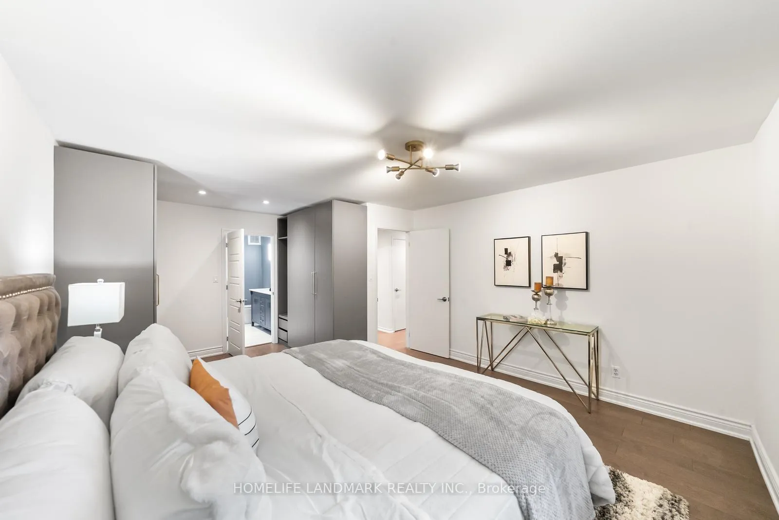 Photo 24 of 11 Jondan Crescent, Markham, Royal Orchard — HOMEH