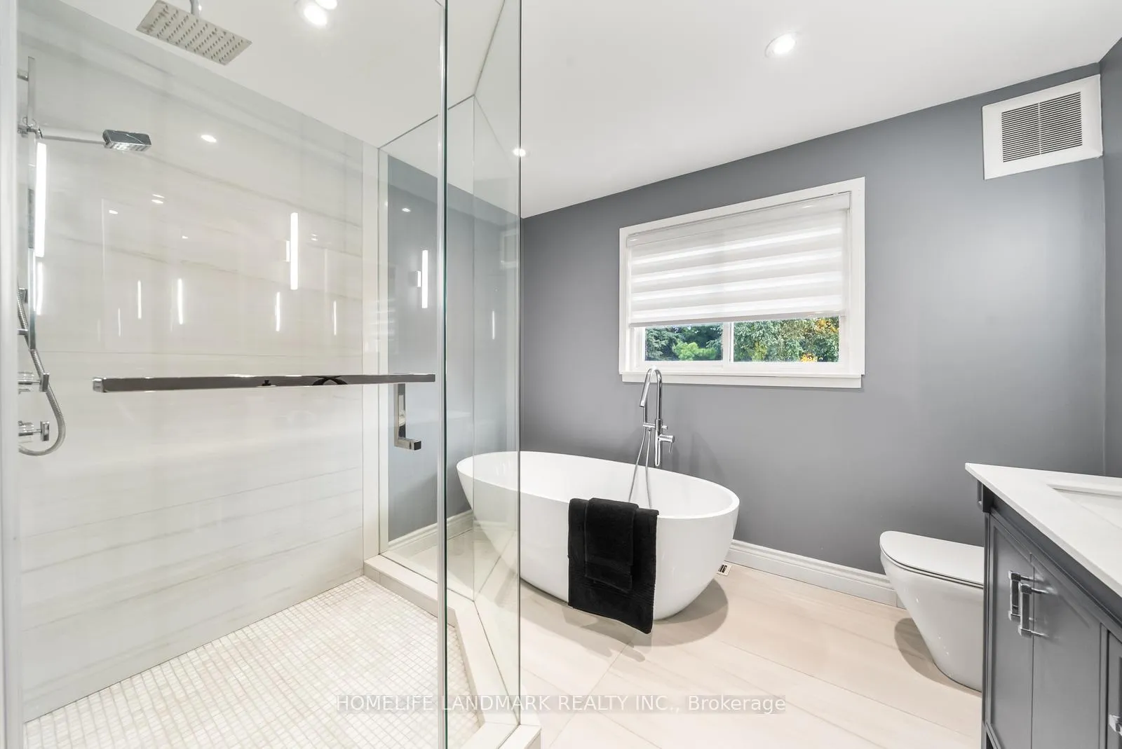Photo 28 of 11 Jondan Crescent, Markham, Royal Orchard — HOMEH