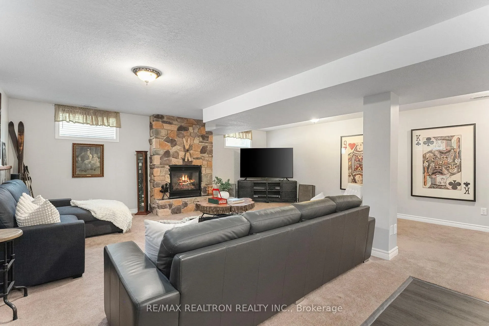 Photo 33 of 61 Broadview Street, Collingwood — HOMEH