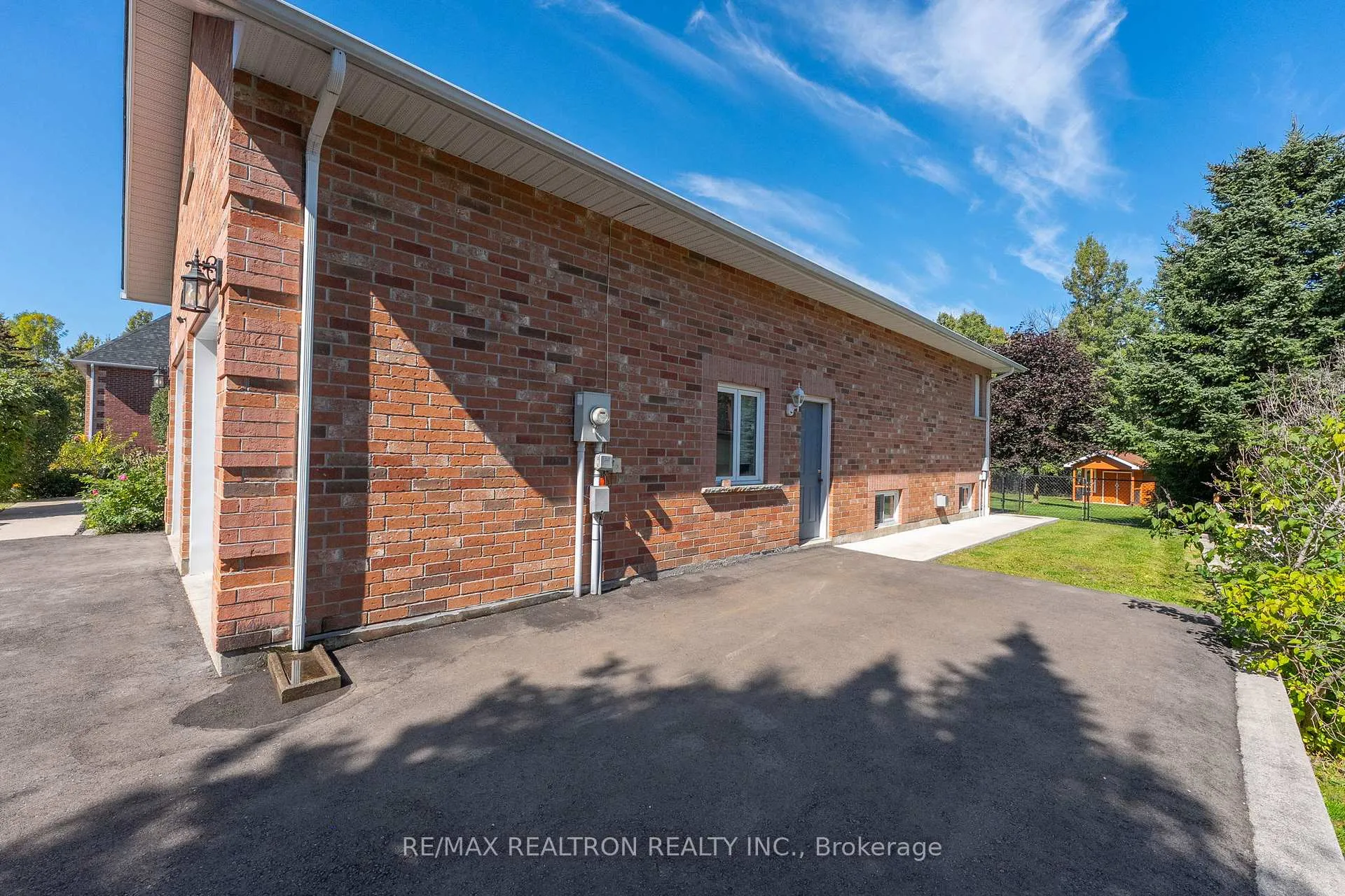 Photo 46 of 61 Broadview Street, Collingwood — HOMEH