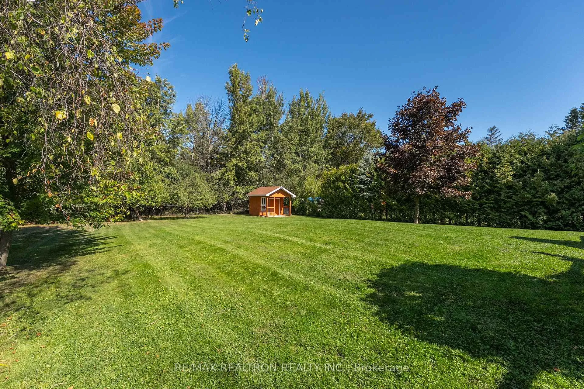 Photo 49 of 61 Broadview Street, Collingwood — HOMEH