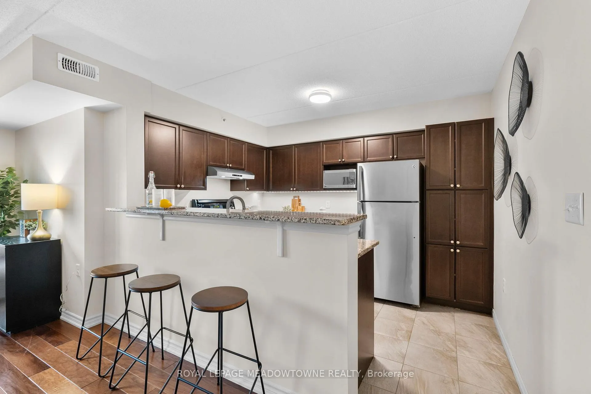 Photo 5 of Unit 310, 1470 Main Street E, Milton, Dempsey — HOMEH