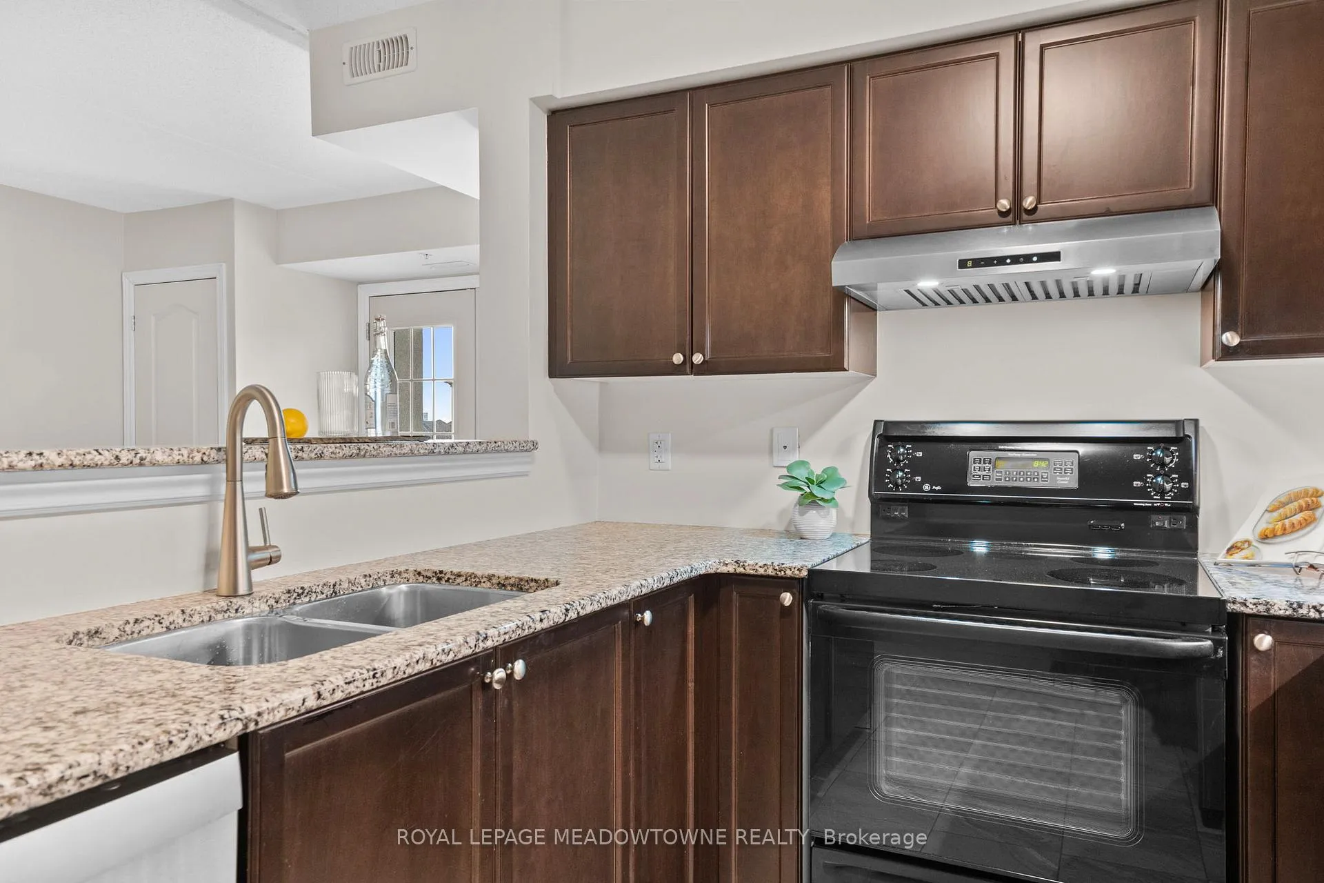 Photo 7 of Unit 310, 1470 Main Street E, Milton, Dempsey — HOMEH