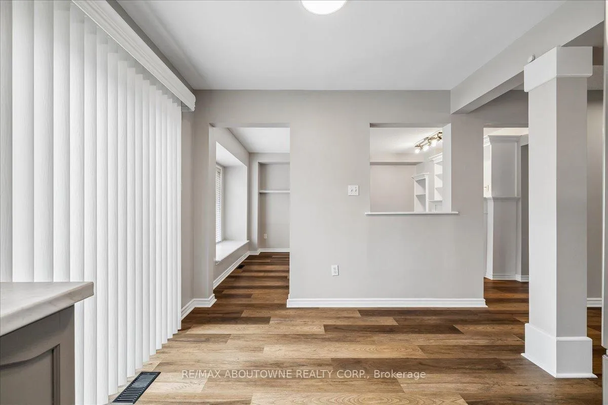 Photo 14 of 260 Wembley Road, Oakville, River Oaks — HOMEH