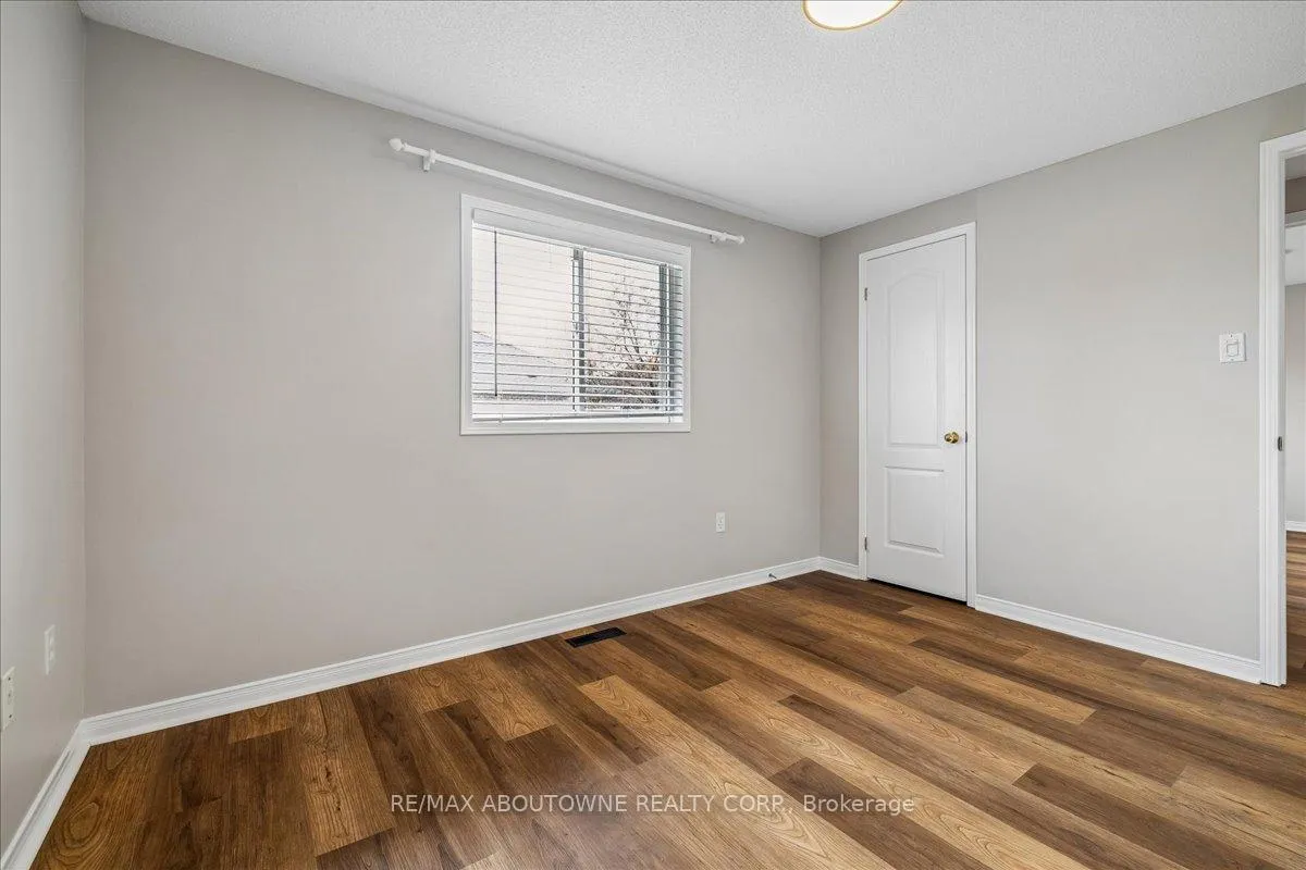 Photo 31 of 260 Wembley Road, Oakville, River Oaks — HOMEH