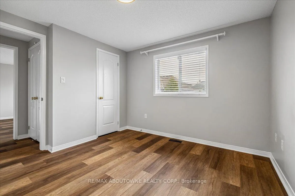 Photo 33 of 260 Wembley Road, Oakville, River Oaks — HOMEH