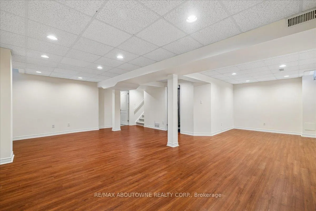 Photo 36 of 260 Wembley Road, Oakville, River Oaks — HOMEH