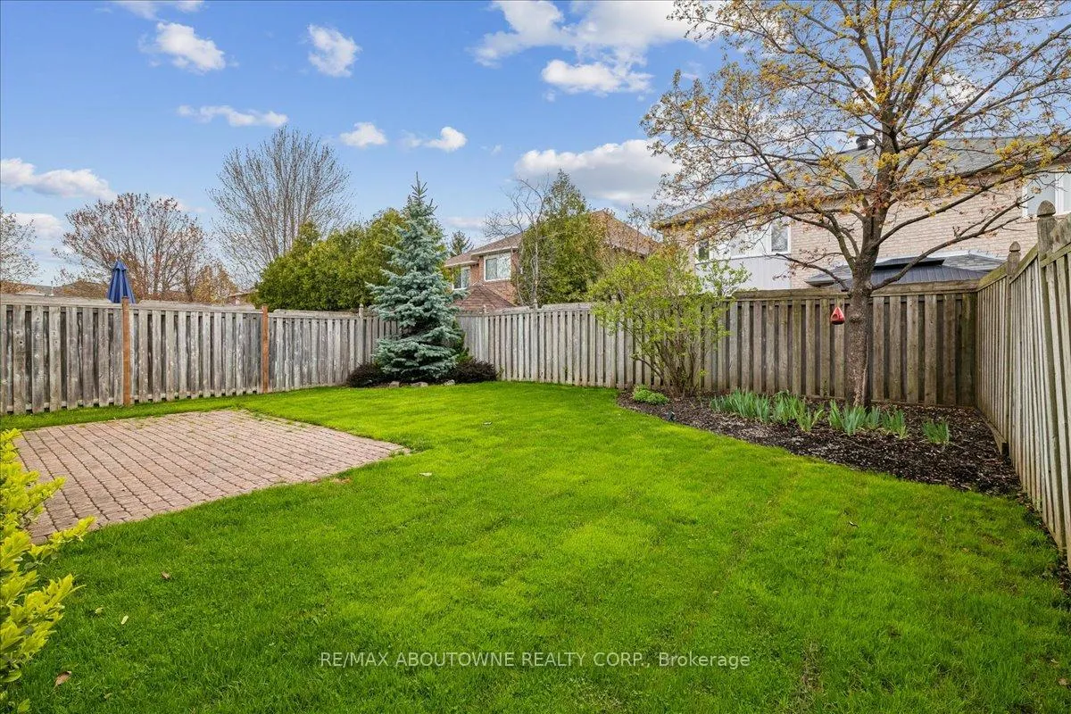 Photo 41 of 260 Wembley Road, Oakville, River Oaks — HOMEH