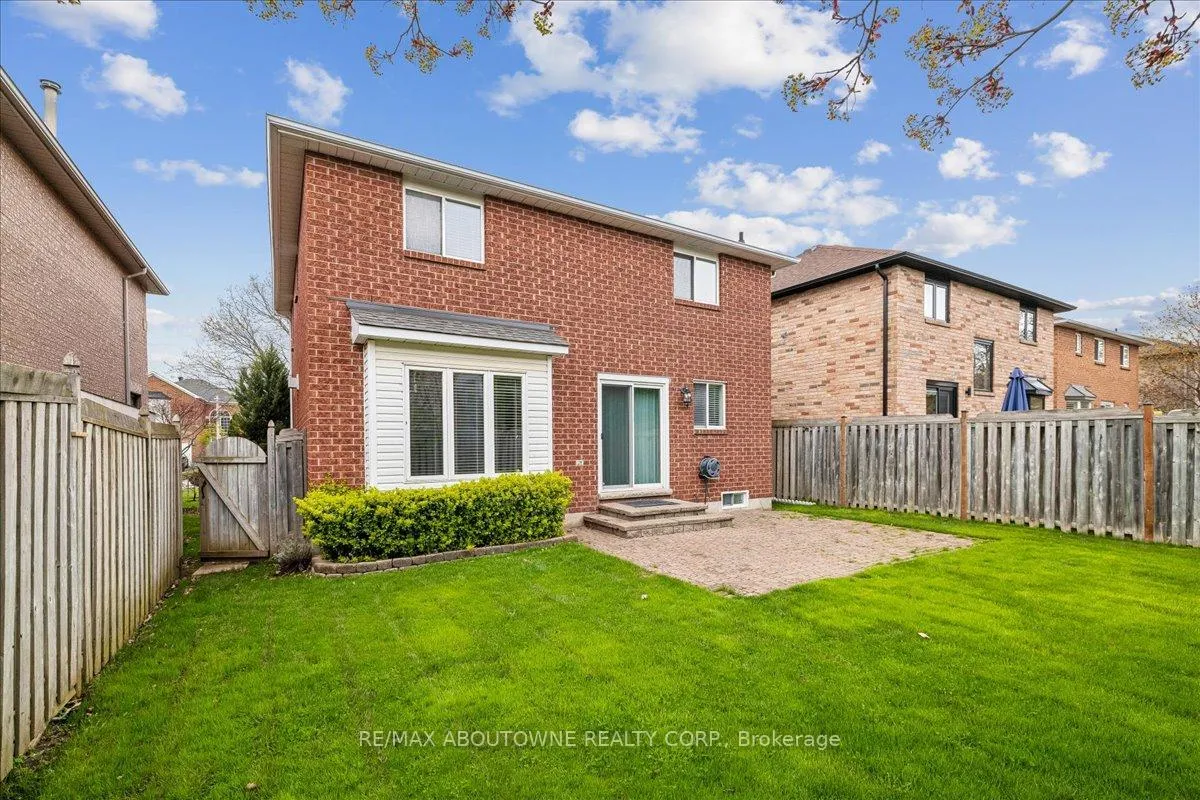 Photo 42 of 260 Wembley Road, Oakville, River Oaks — HOMEH