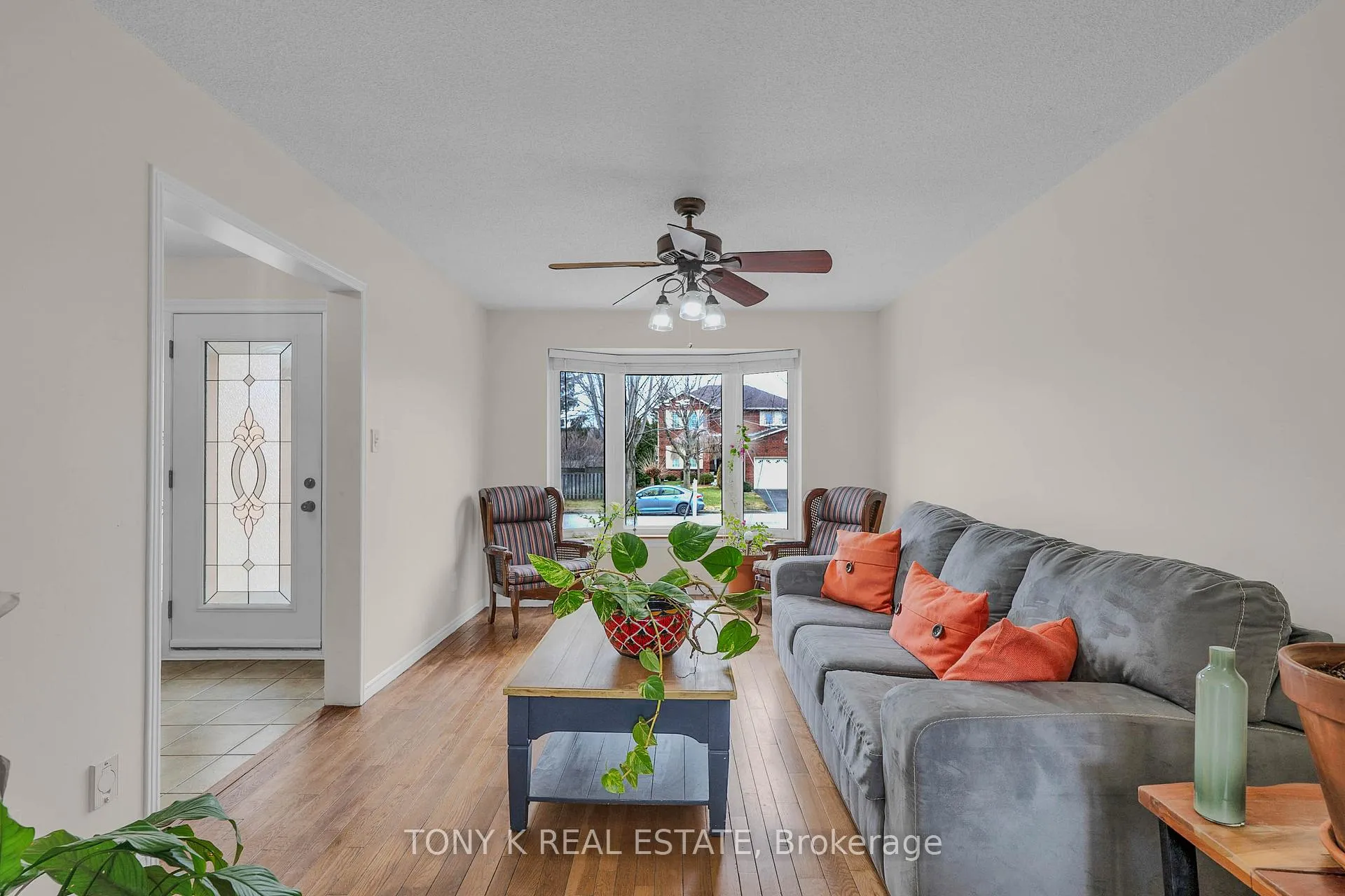 Photo 2 of 27 Ingleborough Drive, Whitby, Blue Grass Meadows — HOMEH