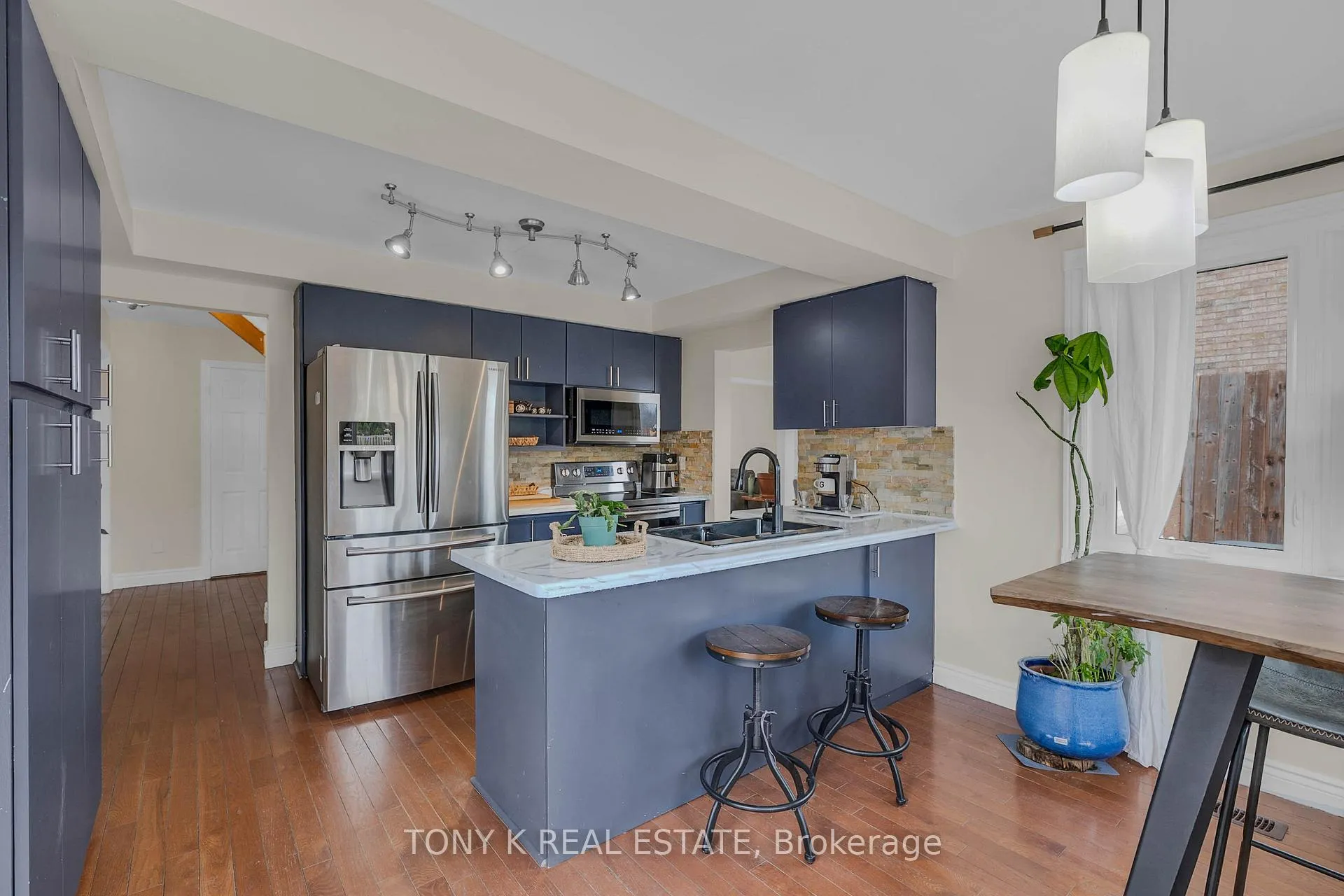 Photo 5 of 27 Ingleborough Drive, Whitby, Blue Grass Meadows — HOMEH