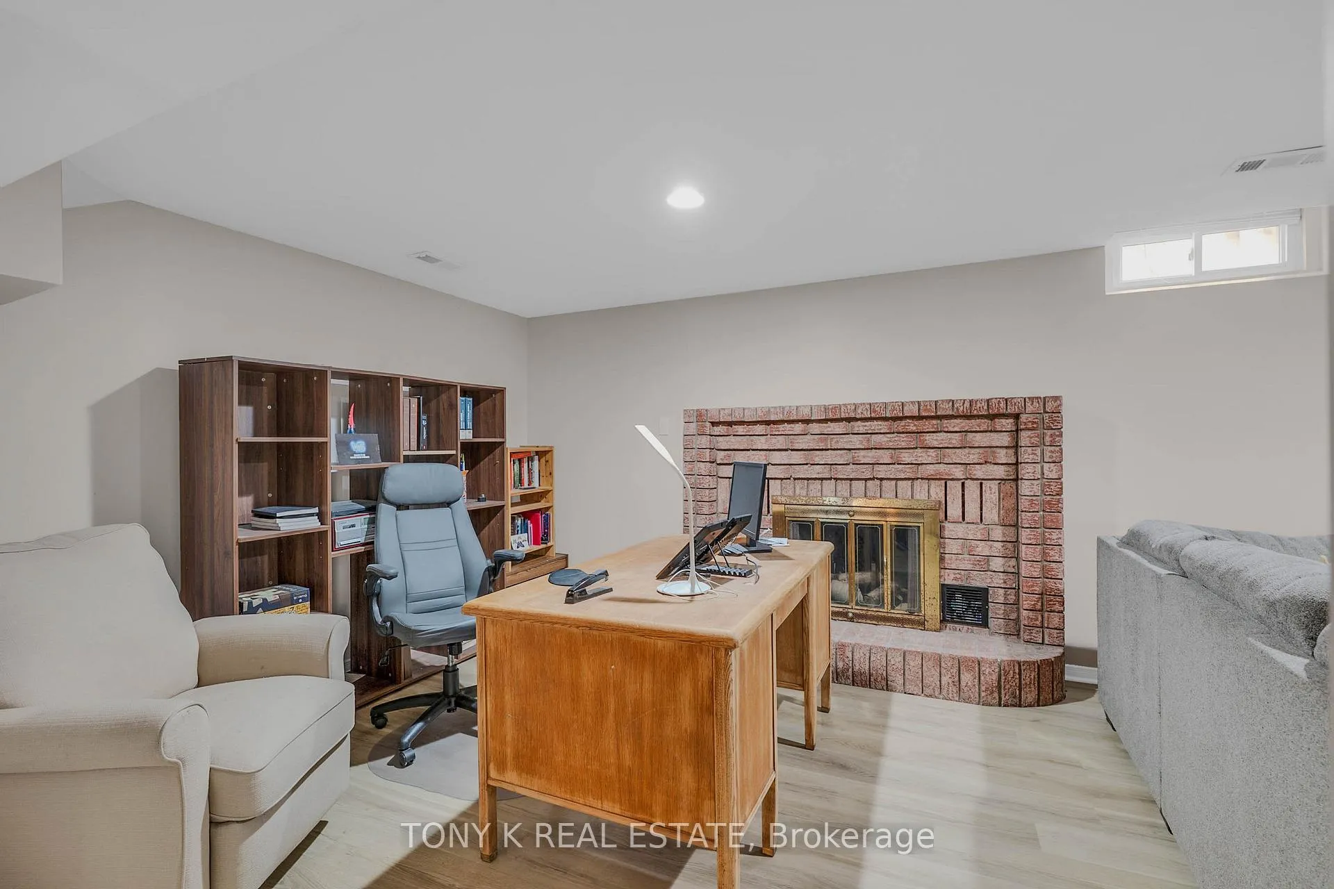 Photo 16 of 27 Ingleborough Drive, Whitby, Blue Grass Meadows — HOMEH