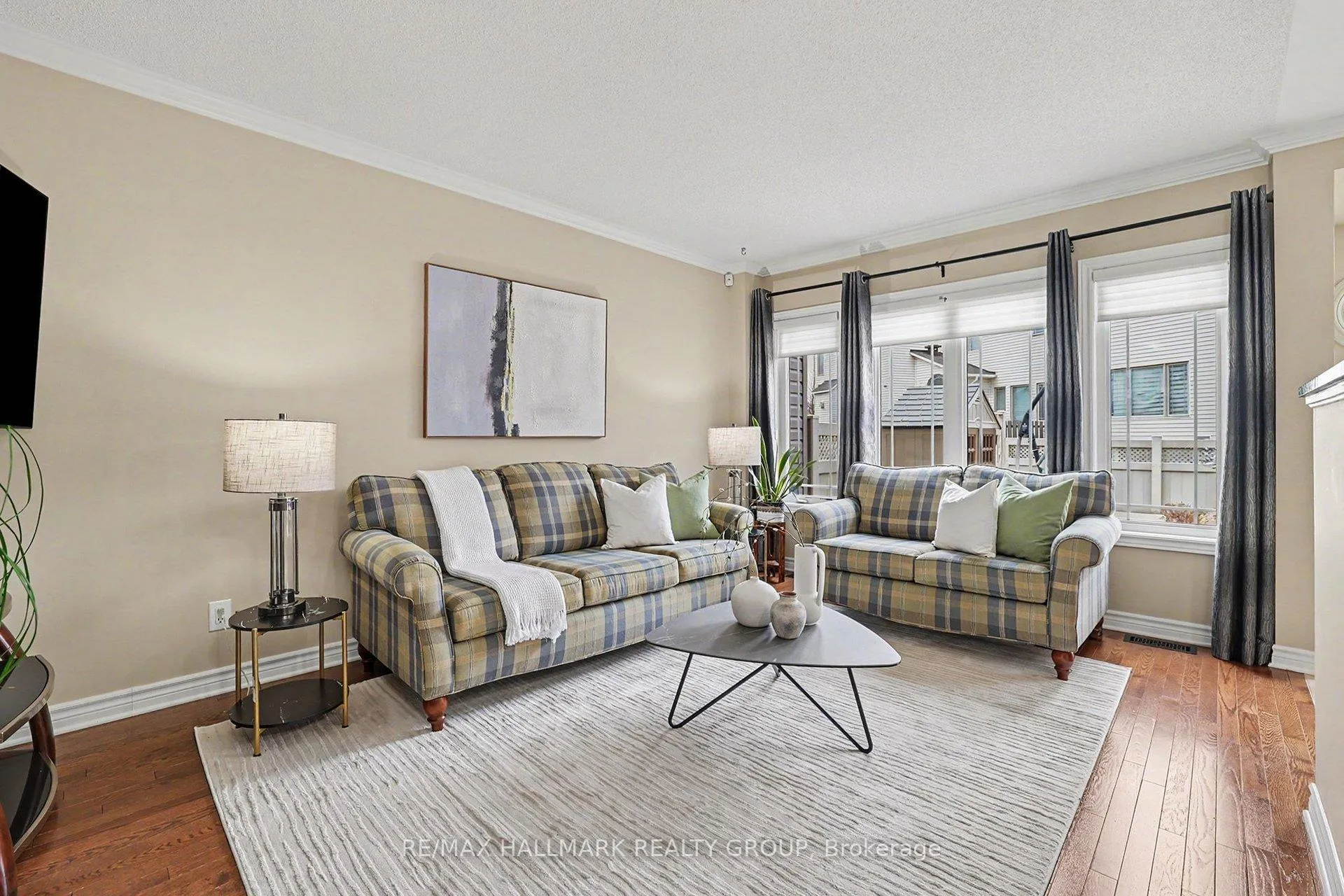 Photo 15 of 217 Gossamer Street, Ottawa, Mer Bleue/Bradley Estates/Anderson Park — HOMEH