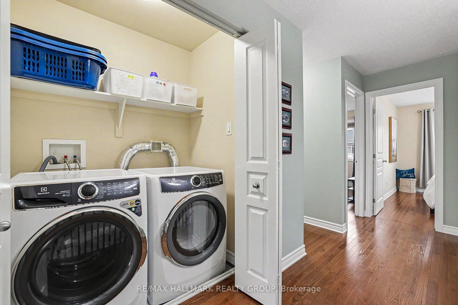 Photo 24 of 217 Gossamer Street, Ottawa, Mer Bleue/Bradley Estates/Anderson Park — HOMEH