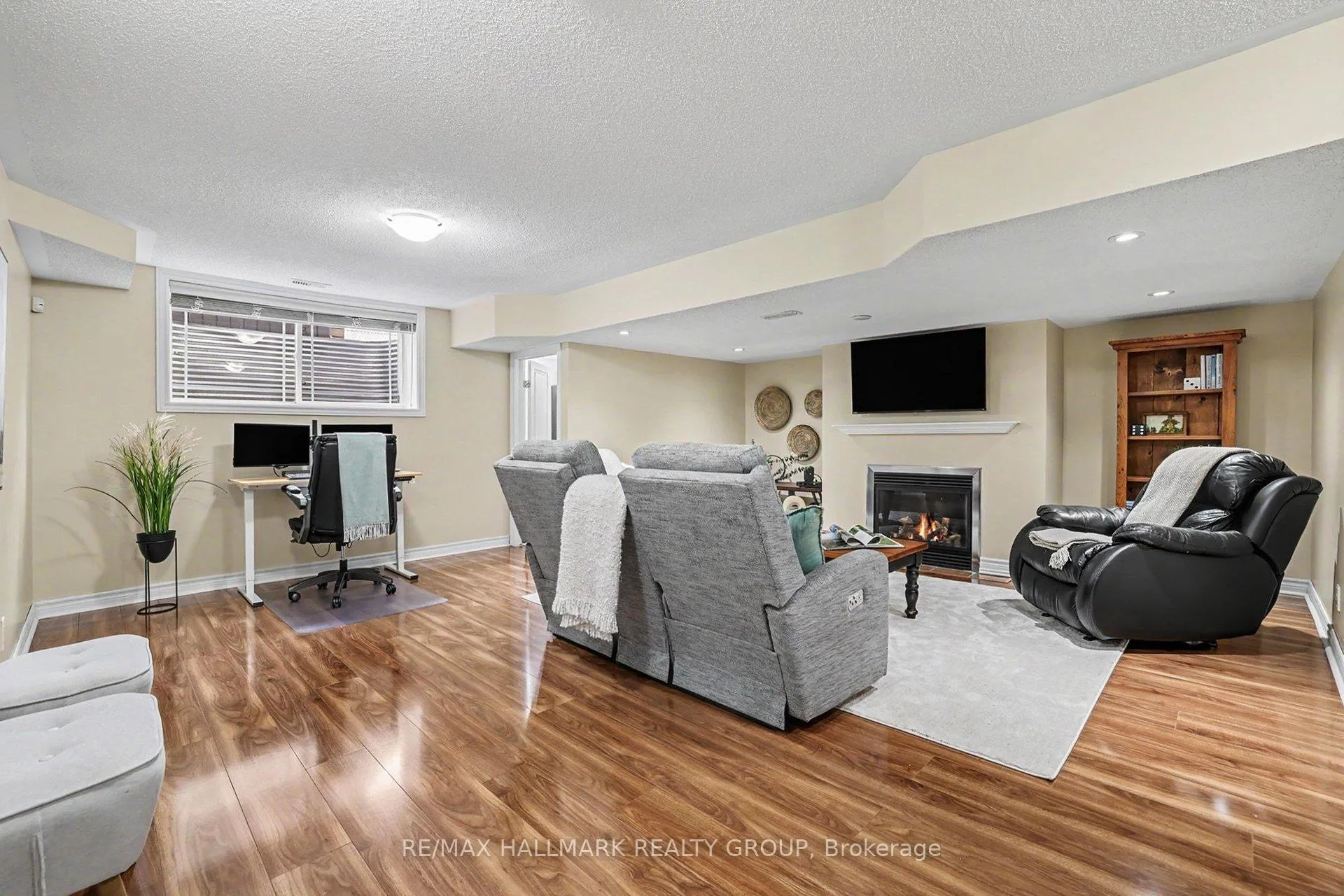 Photo 25 of 217 Gossamer Street, Ottawa, Mer Bleue/Bradley Estates/Anderson Park — HOMEH