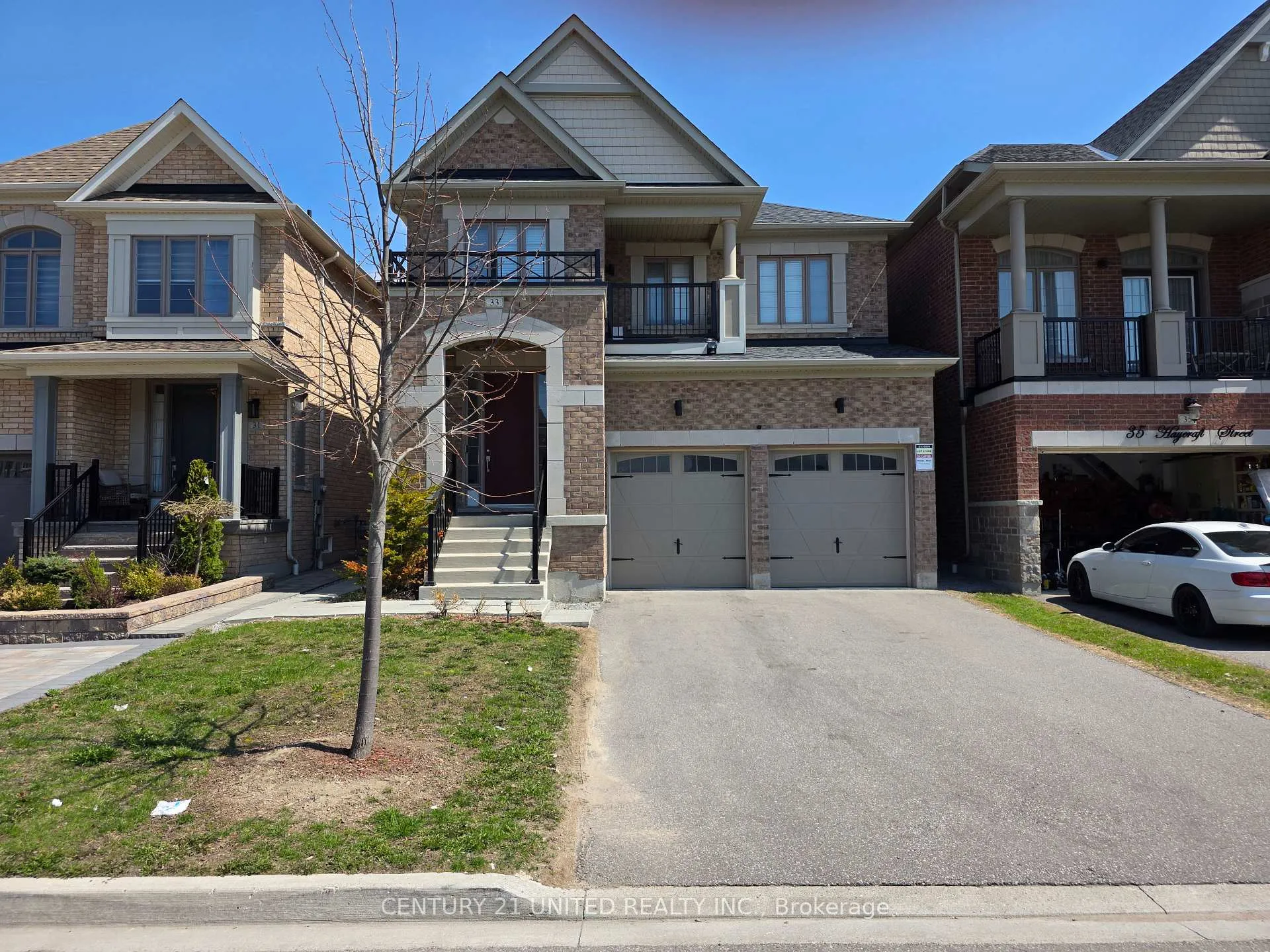 Front of Unit Basement, 33 Hayeraft Street