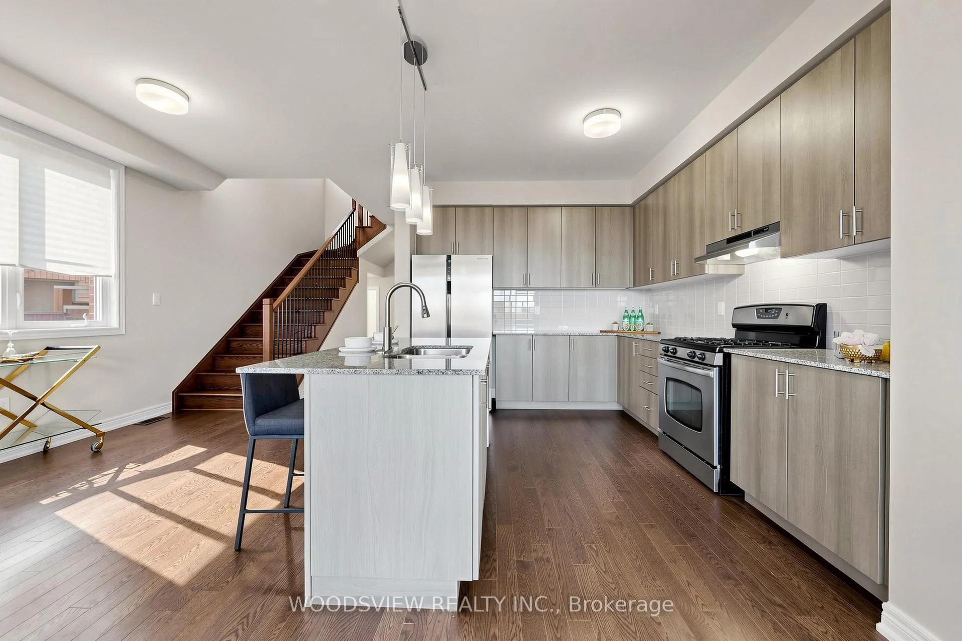 Photo 6 of 1366 Clarriage Court, Milton, Ford — HOMEH