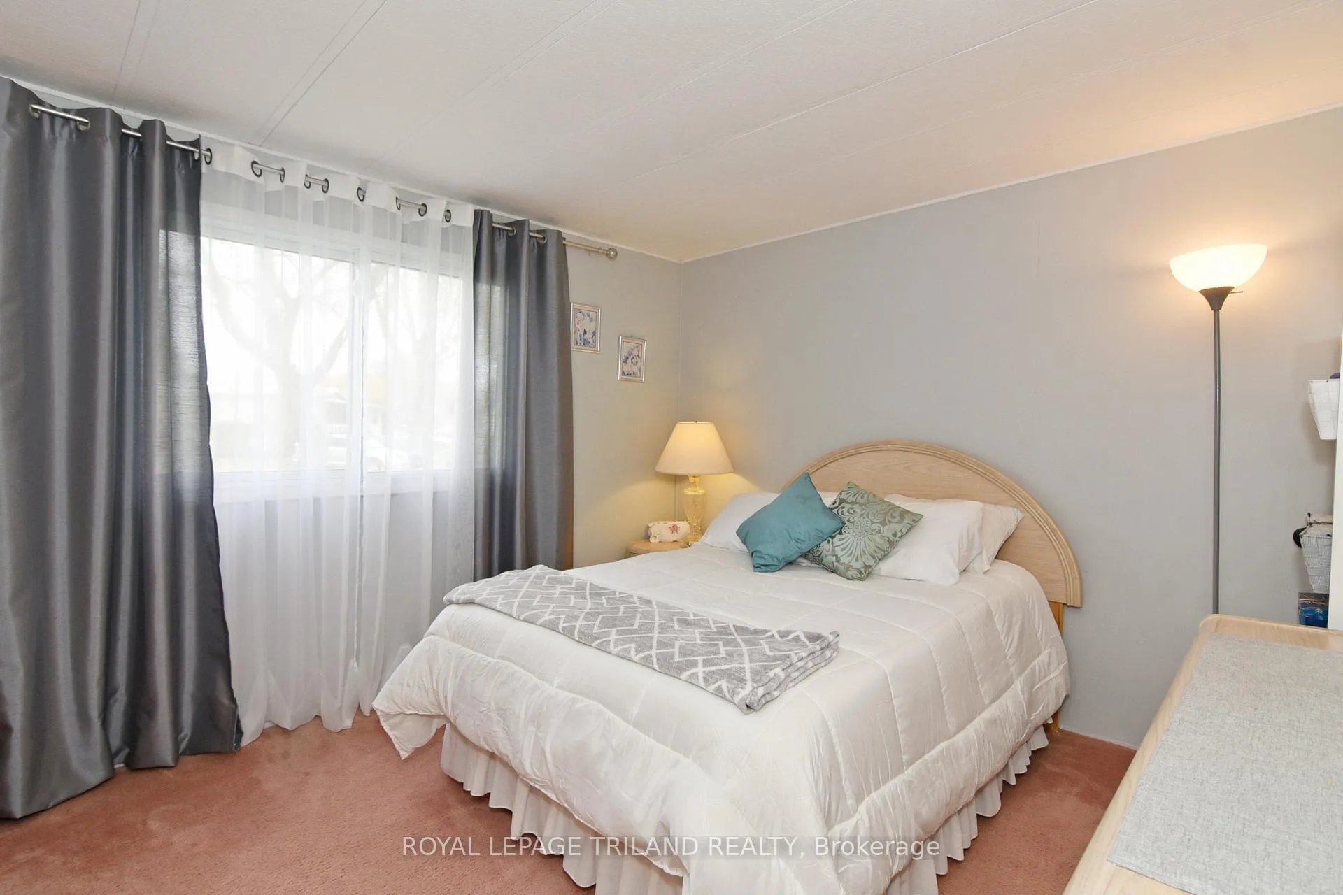 Photo 15 of 138 Pebble Beach Parkway, South Huron, Stephen — HOMEH