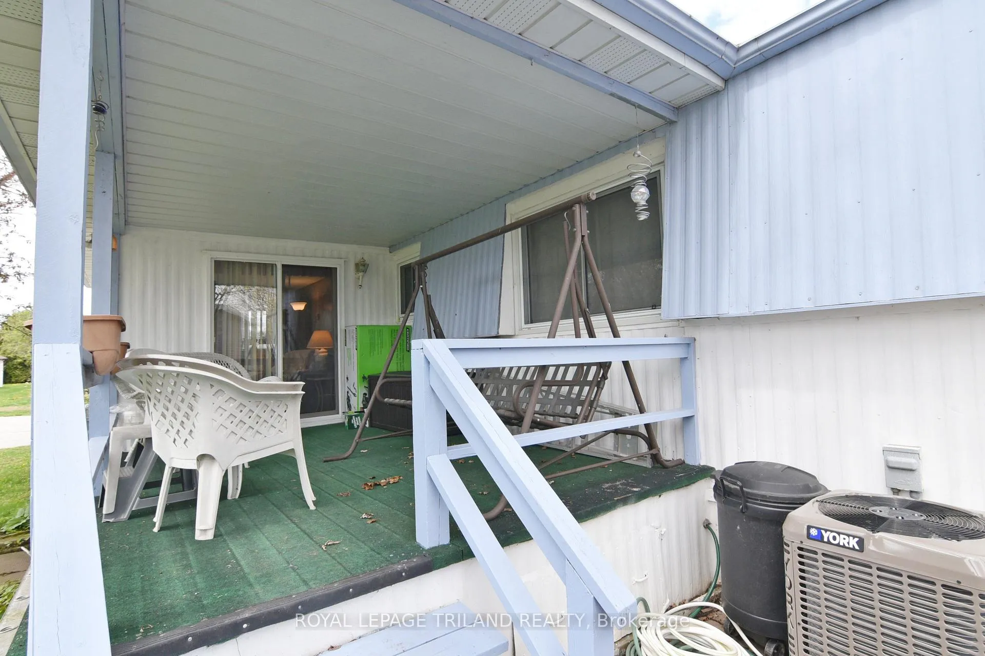 Photo 23 of 138 Pebble Beach Parkway, South Huron, Stephen — HOMEH