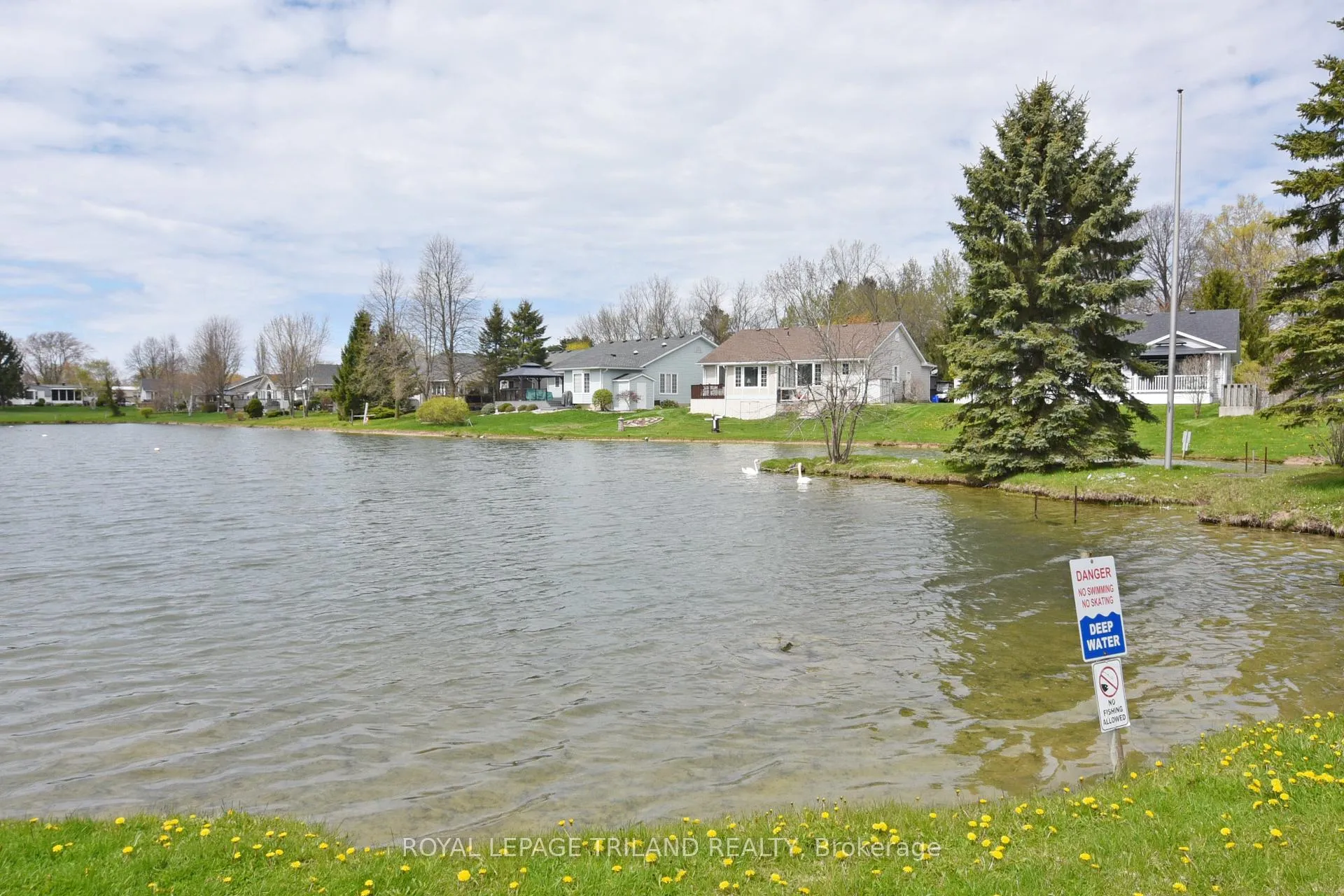 Photo 29 of 138 Pebble Beach Parkway, South Huron, Stephen — HOMEH