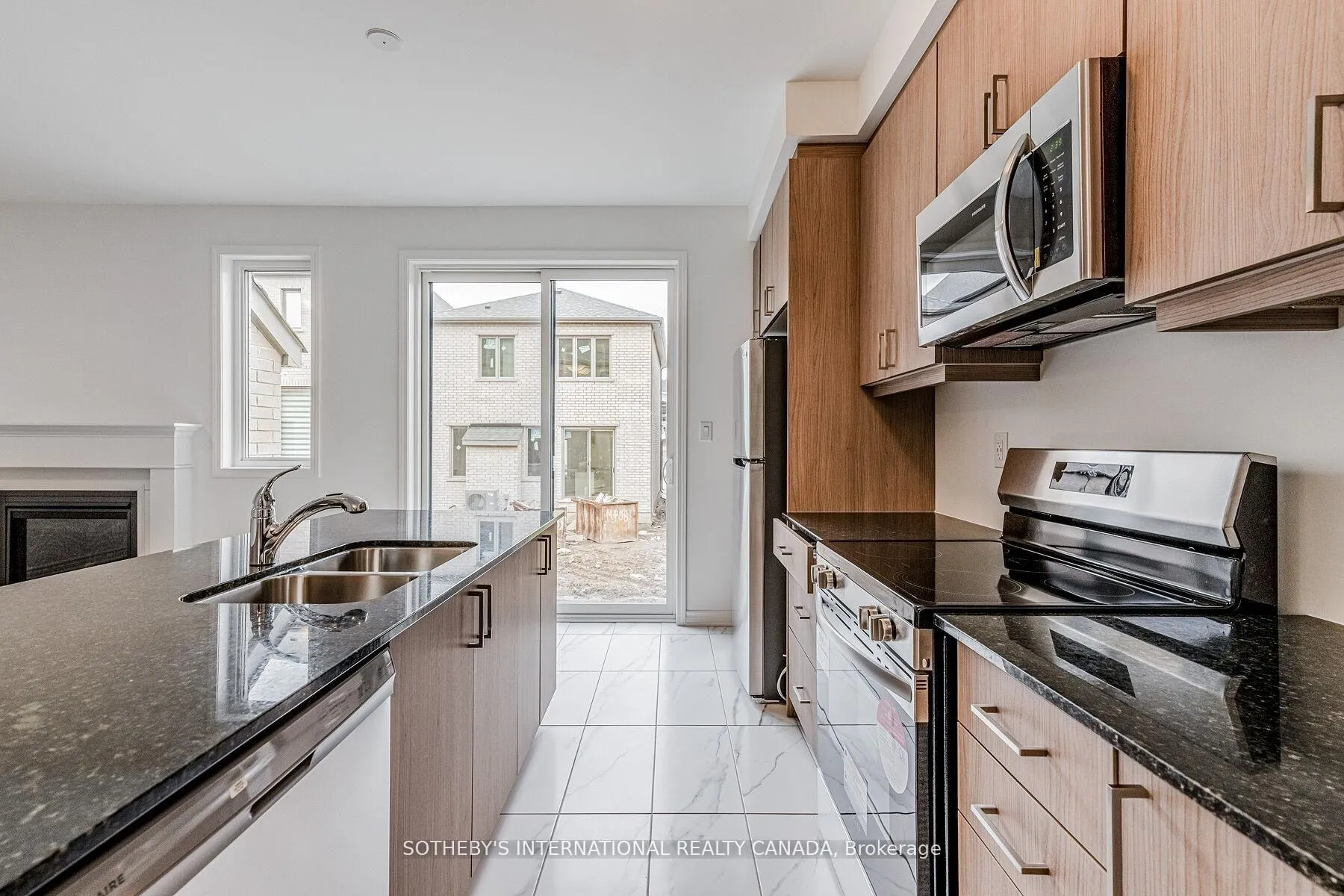 Photo 9 of 1782 Thames Circle, Milton, Bowes — HOMEH