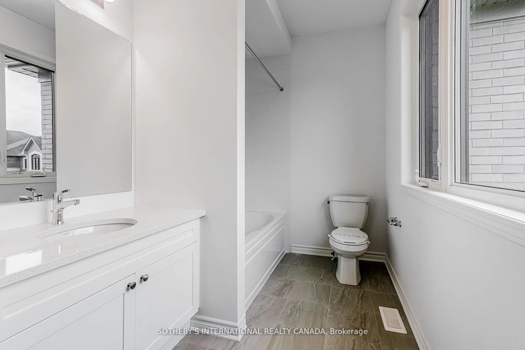 Photo 28 of 1782 Thames Circle, Milton, Bowes — HOMEH