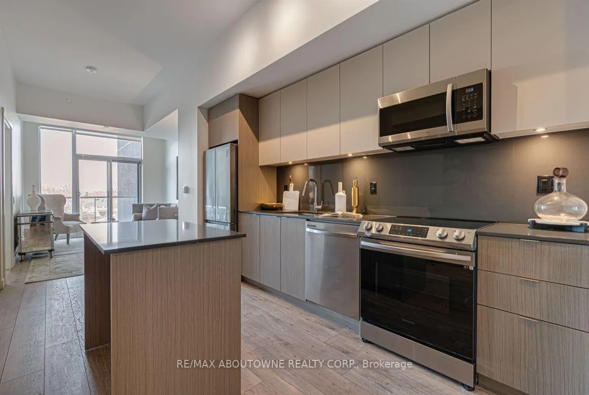 Photo 2 of Unit AO315, 125 Bronte Road, Oakville, Bronte — HOMEH