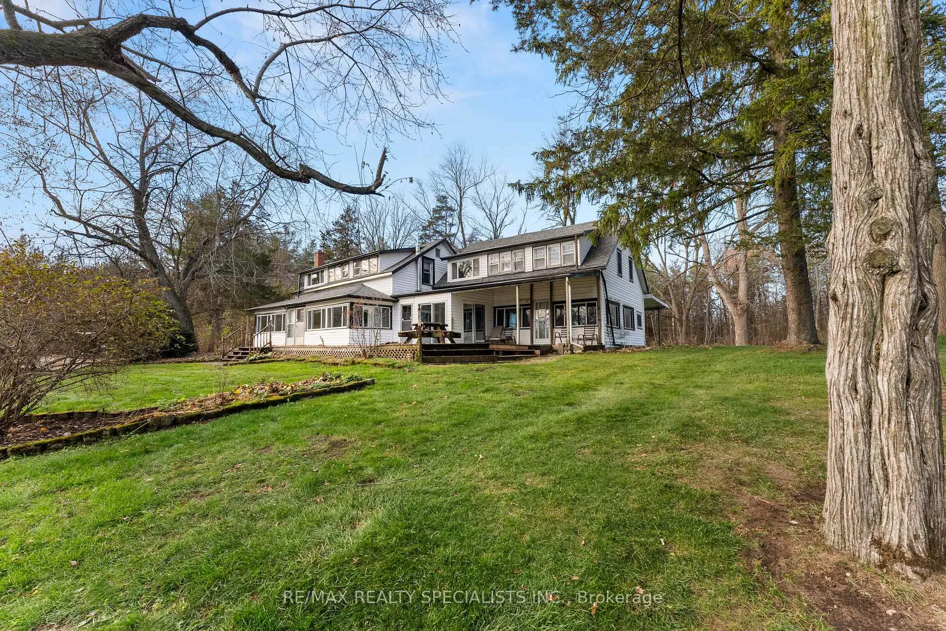 Photo 2 of 84 Cliff Way, Quinte West, Sidney Ward — HOMEH
