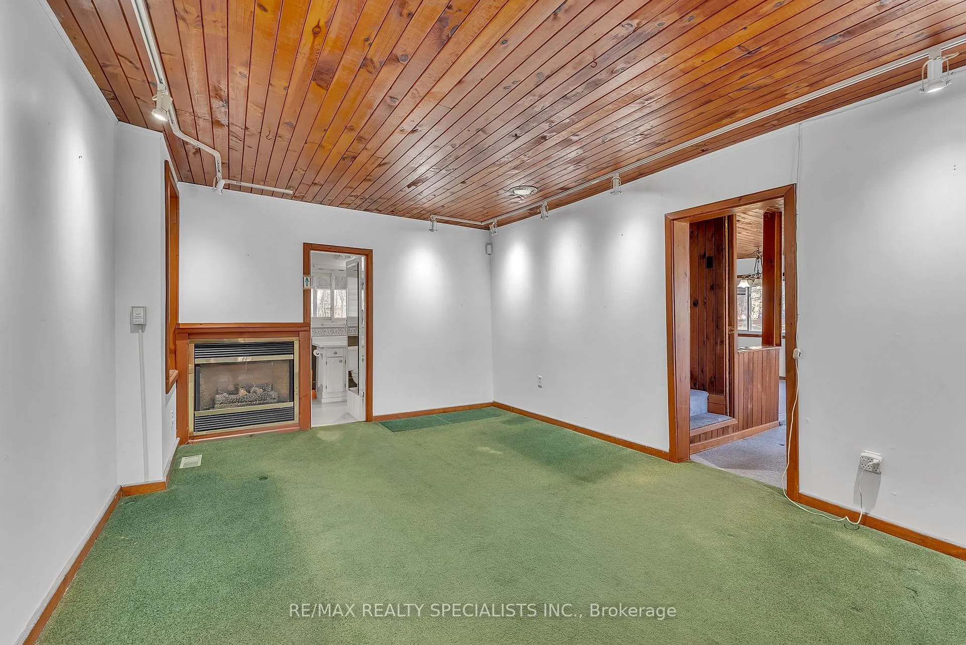 Photo 16 of 84 Cliff Way, Quinte West, Sidney Ward — HOMEH