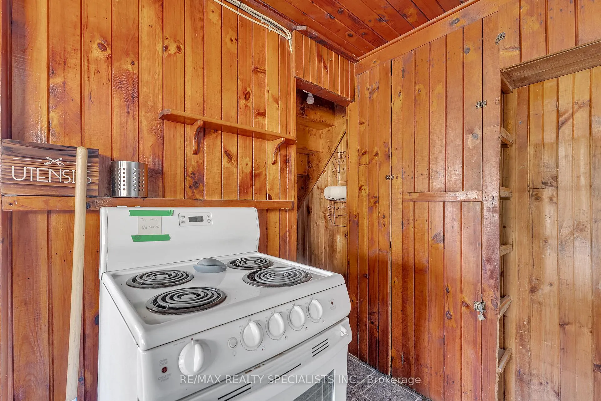 Photo 22 of 84 Cliff Way, Quinte West, Sidney Ward — HOMEH