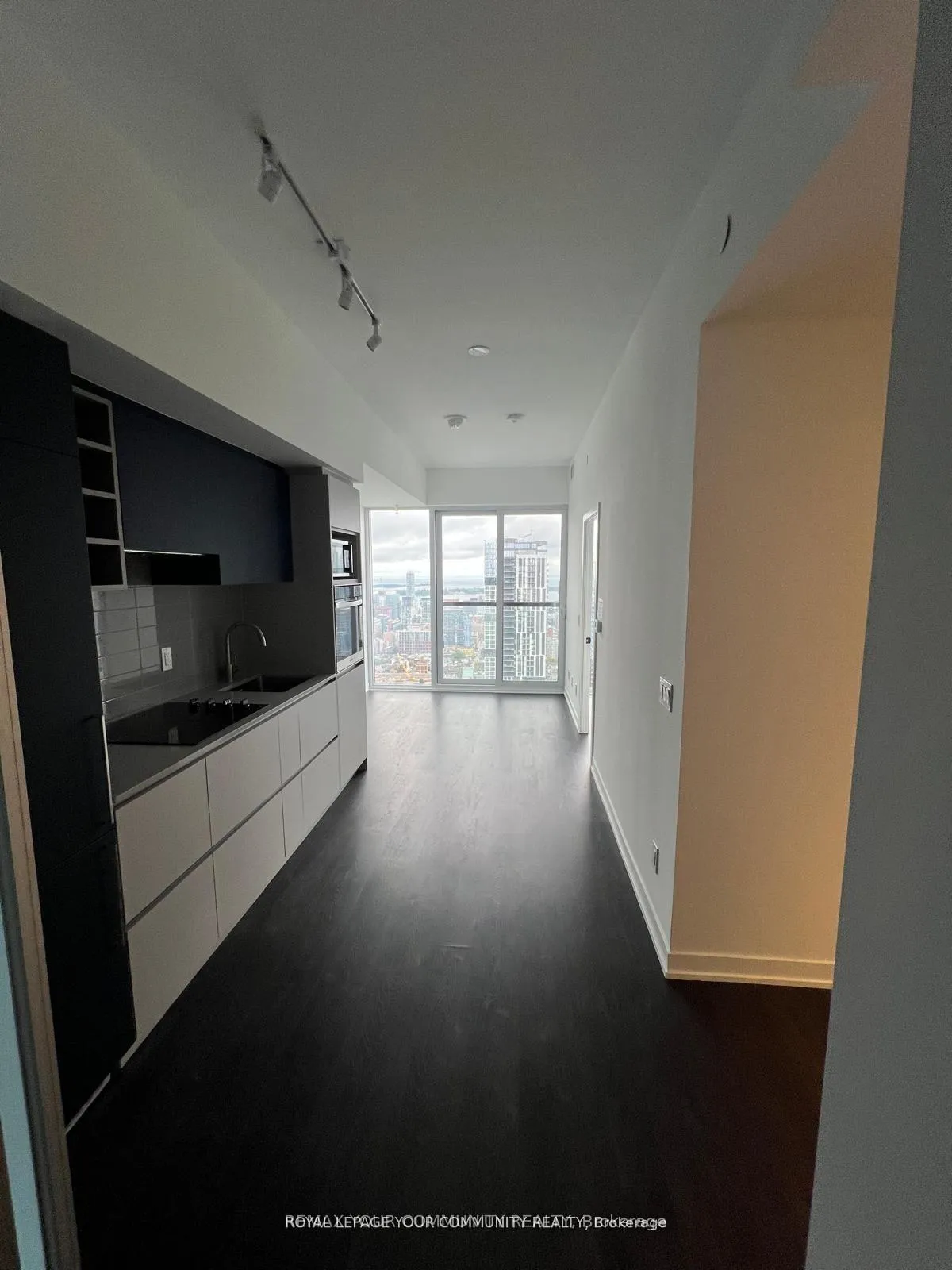 Photo 3 of Unit LPH 01, 319 Jarvis Street, Toronto, Moss Park — HOMEH