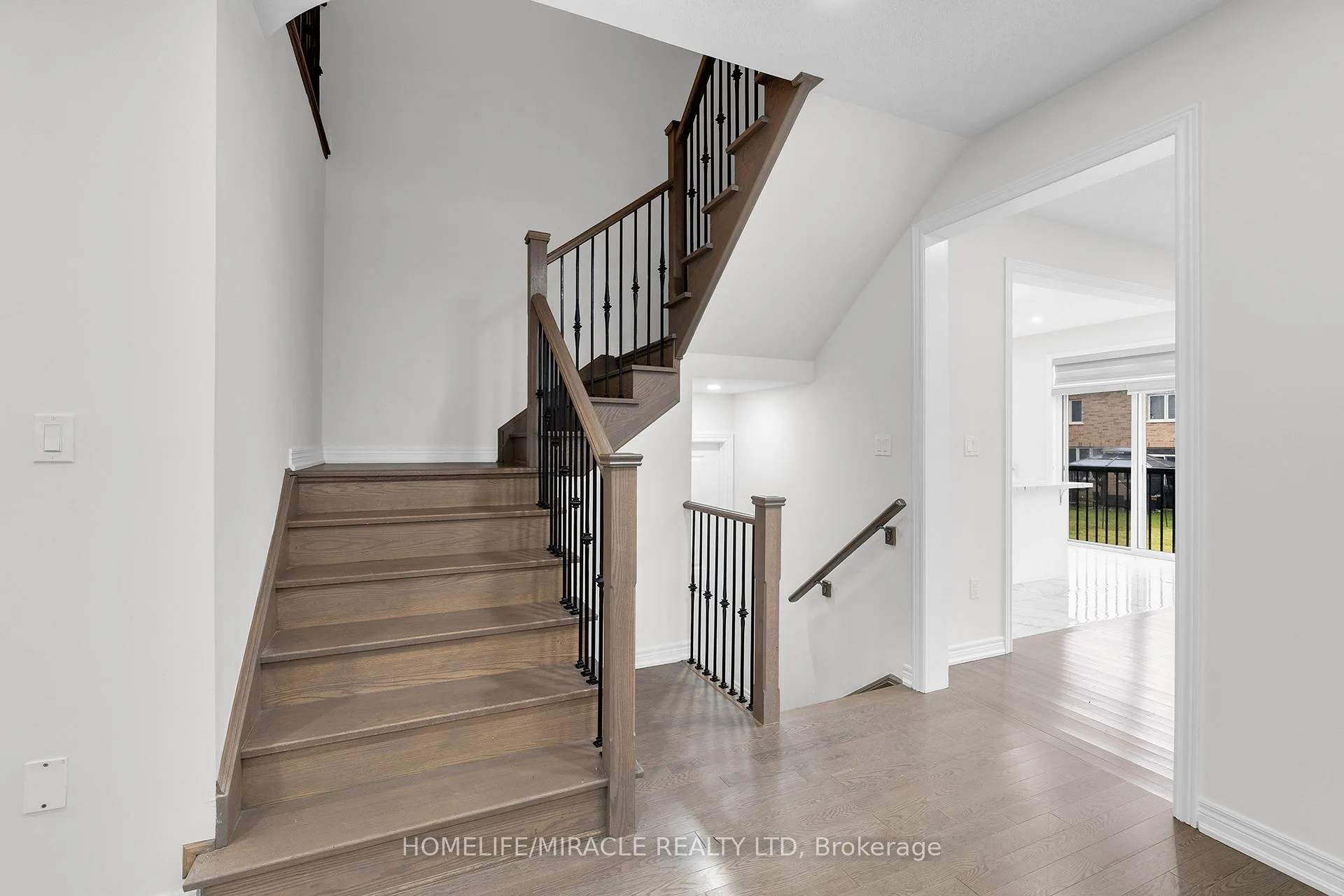 Photo 24 of 249 Chippewa Avenue, Shelburne — HOMEH
