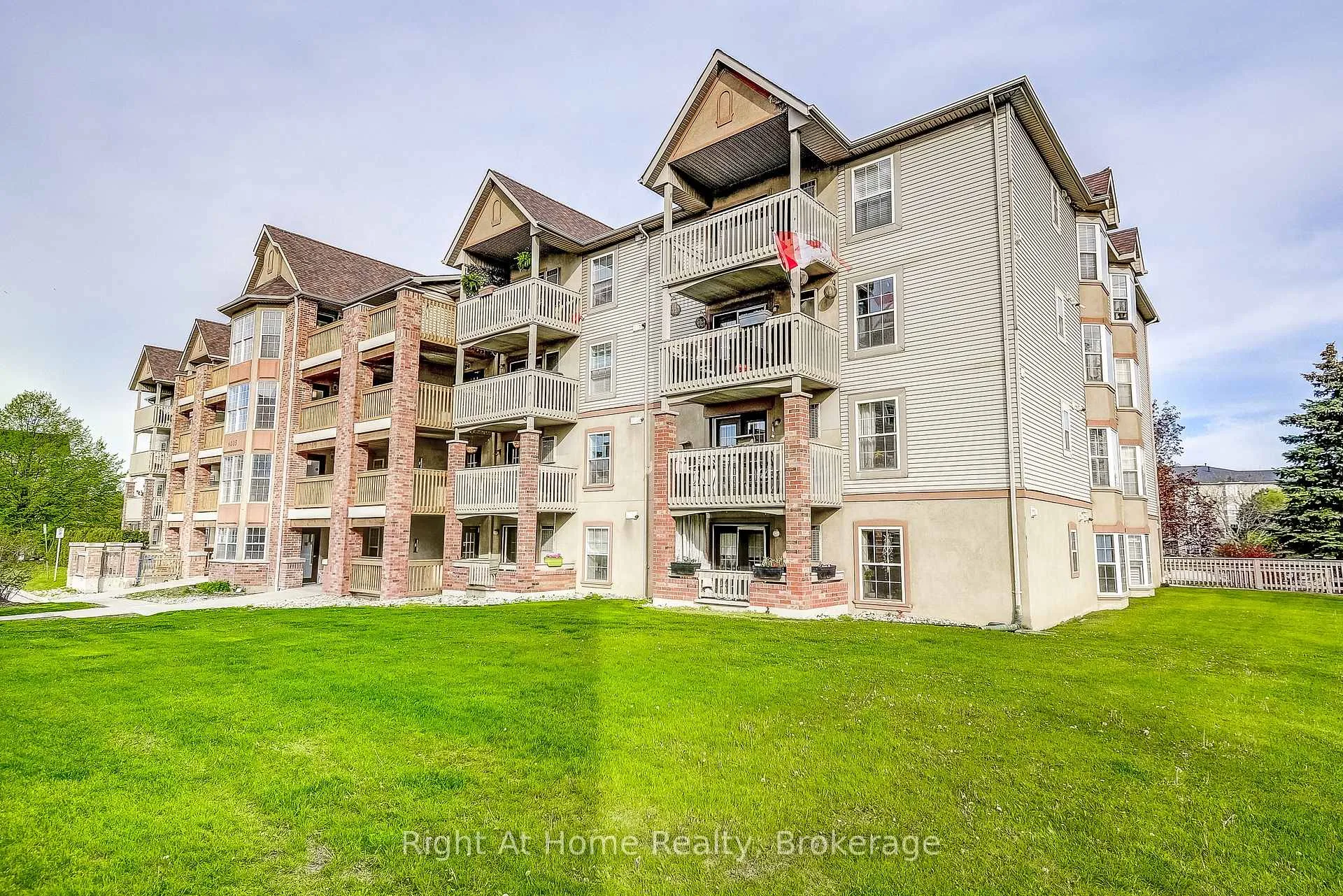 Front of Unit 212, 4005 Kilmer Drive